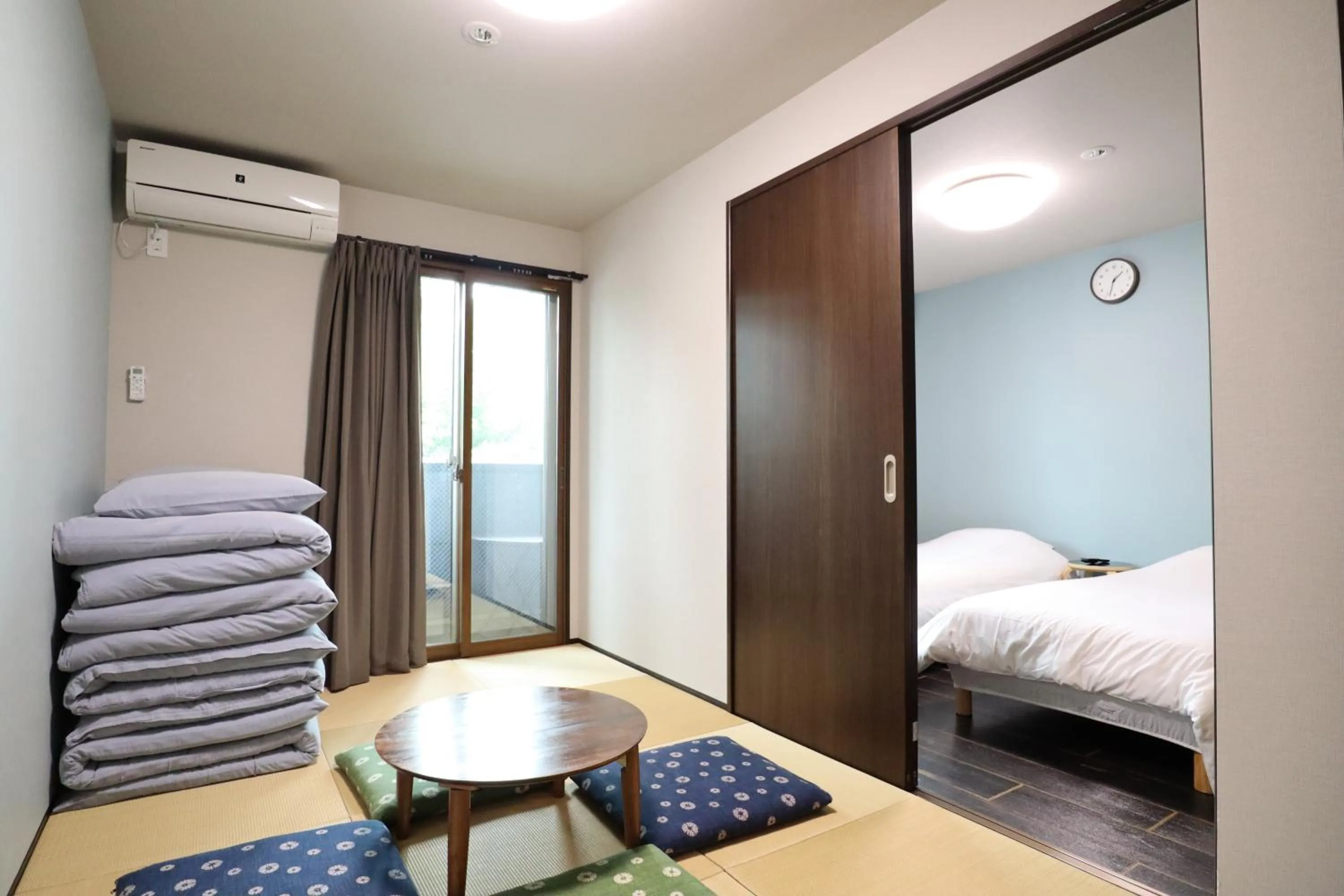 Bed in Kyostay Iroha Toji Annex