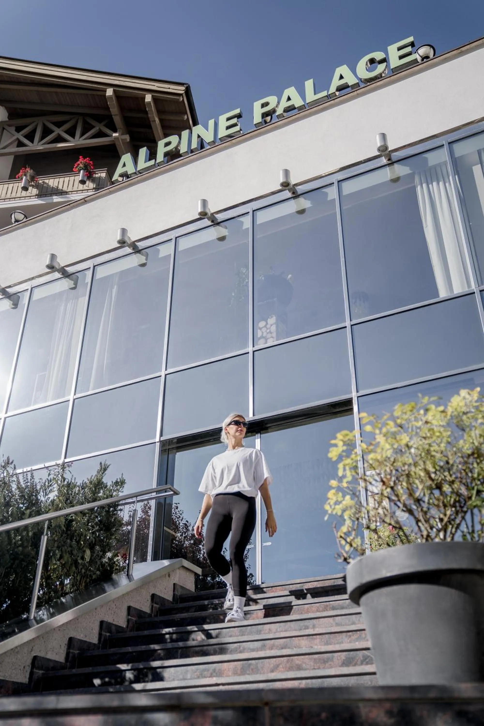 Facade/entrance in Hotel Alpine Palace