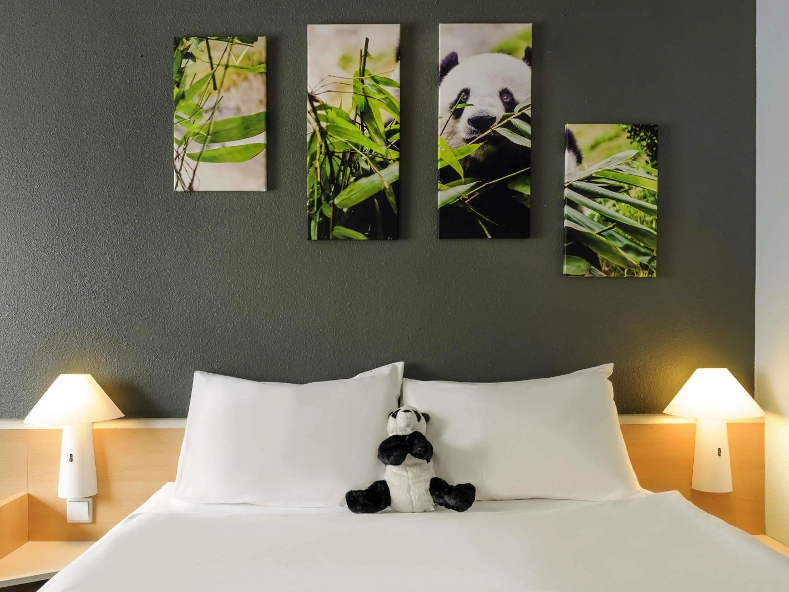 Bedroom, Bed in ibis Wien City