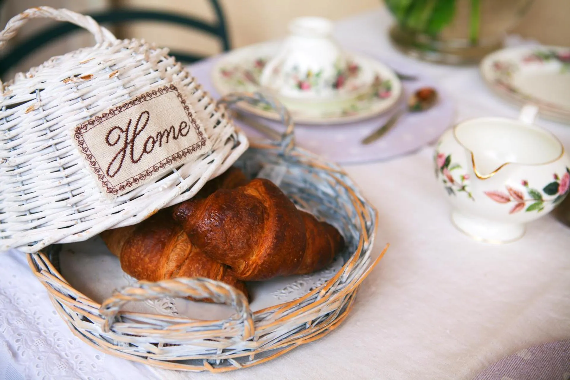 Breakfast in La Pulcia B&B