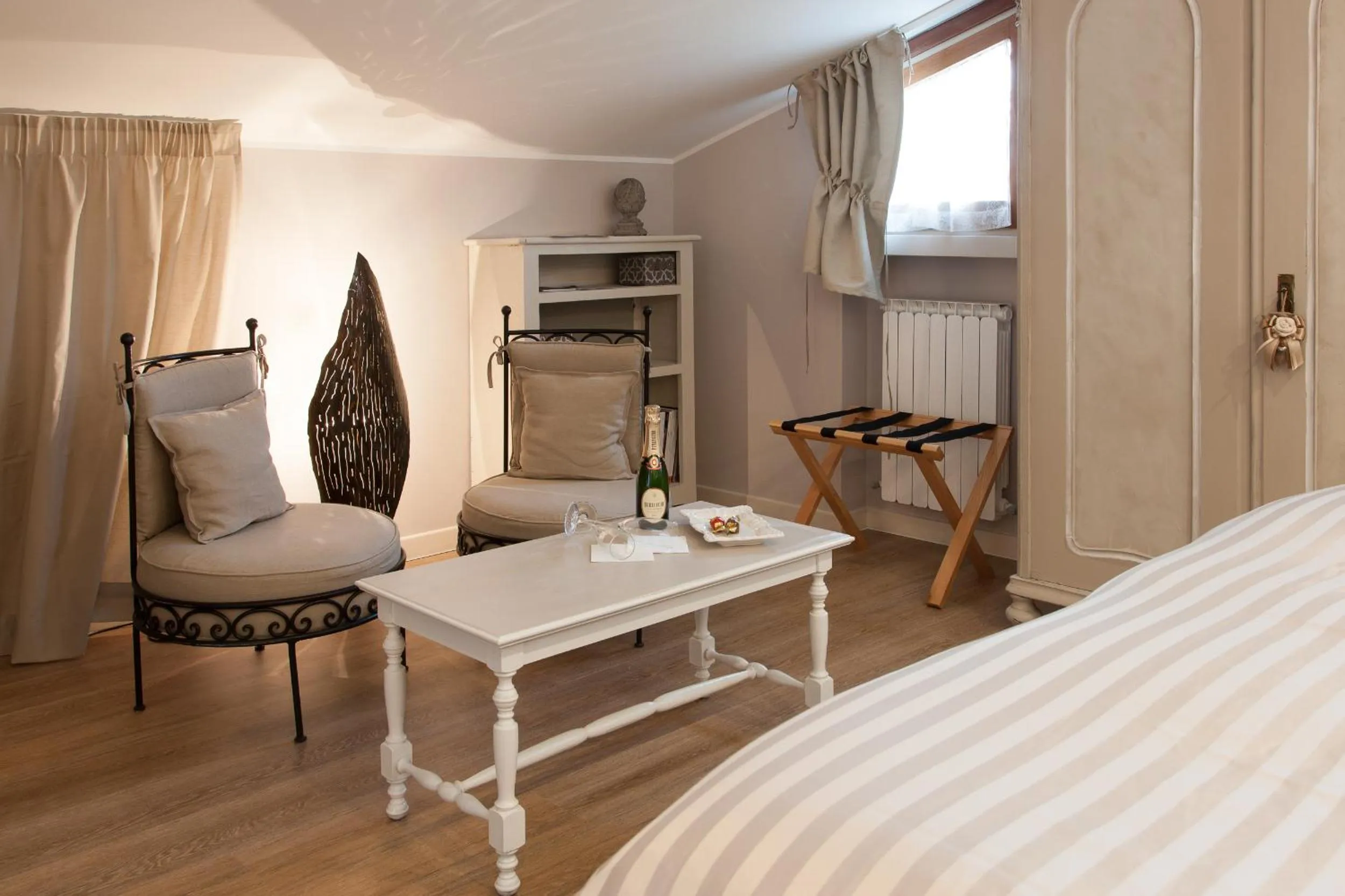 Bed in La Pulcia B&B