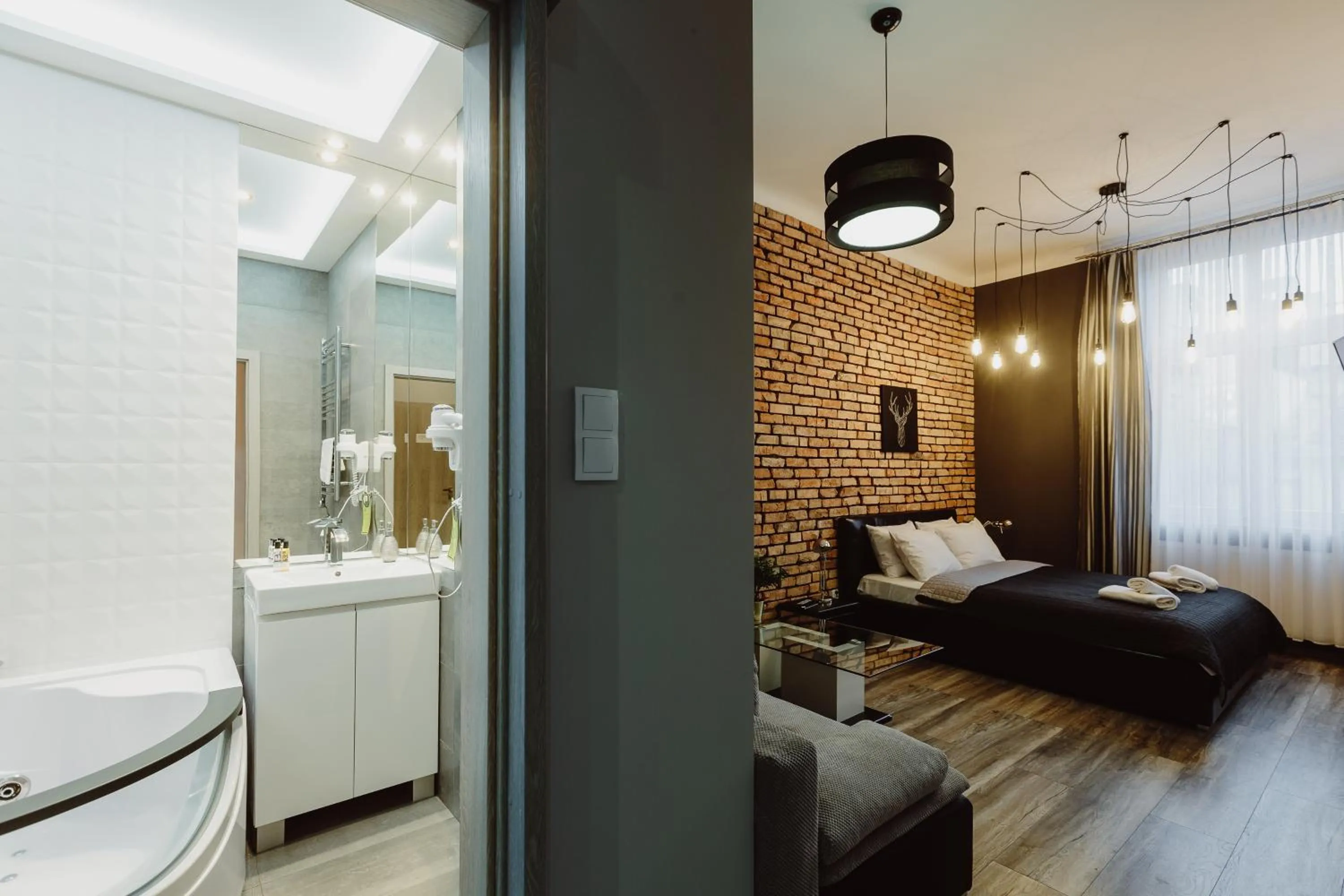 Photo of the whole room, Bed in Leo Apartments Main Square