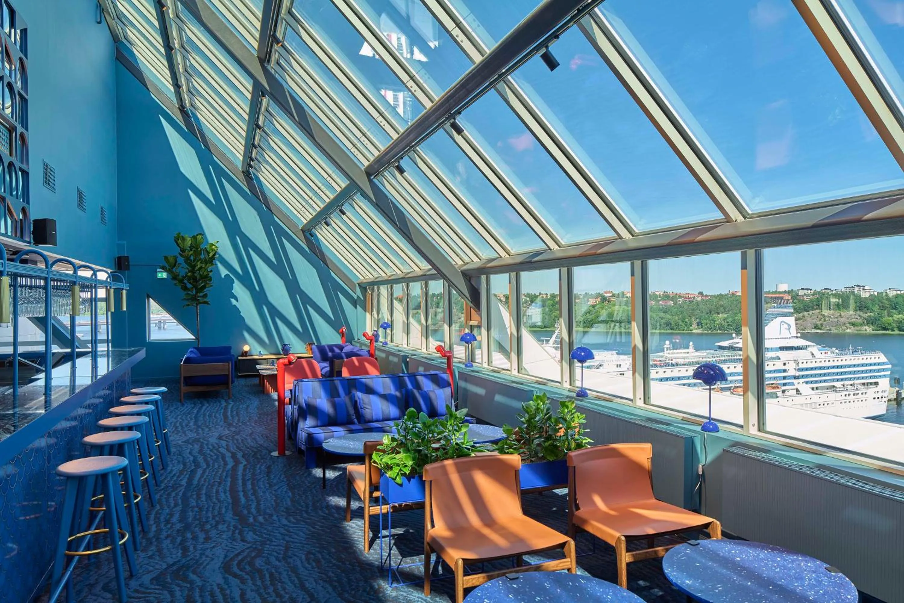 Lounge or bar in Scandic Södra Kajen