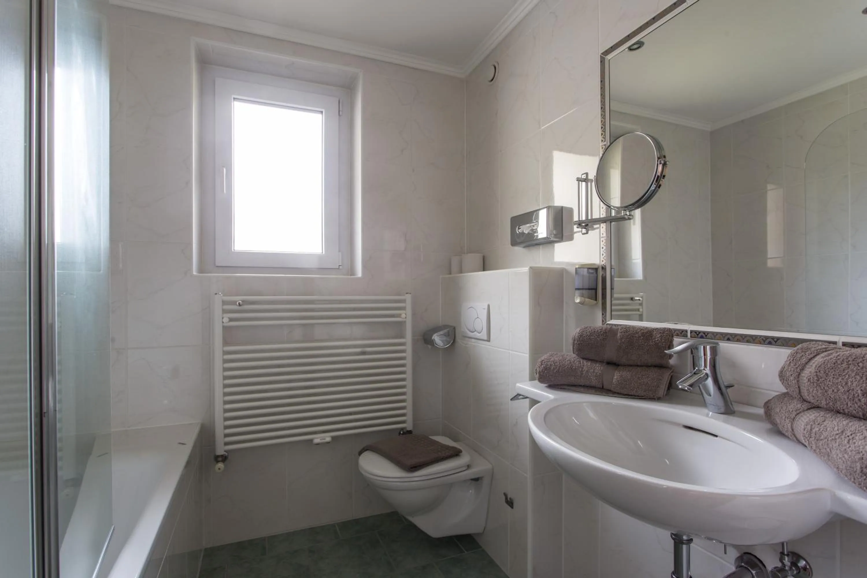 Decorative detail in Hotel Das Zentrum