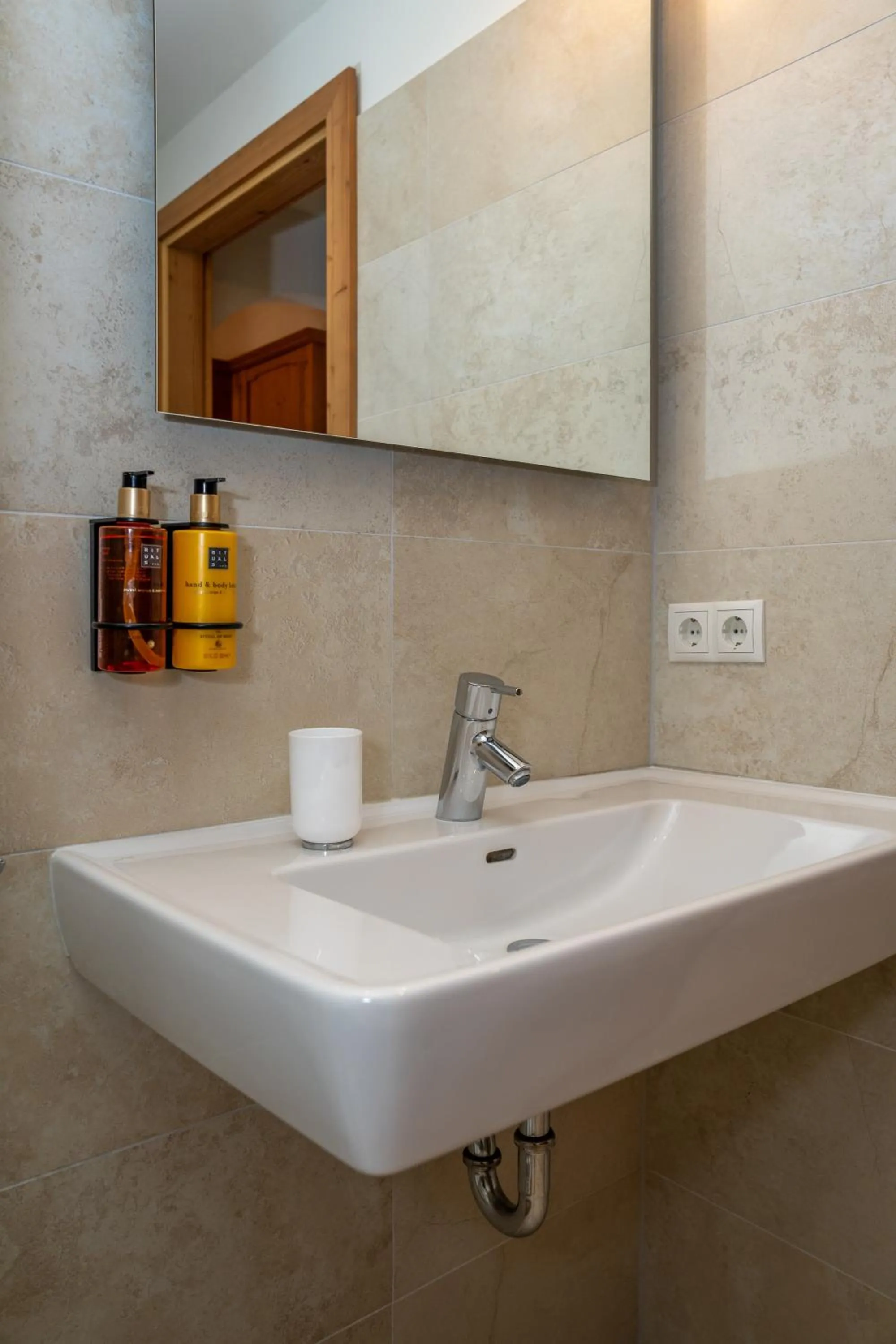 Bathroom in AvenidA Panorama Chalet by Alpin Rentals