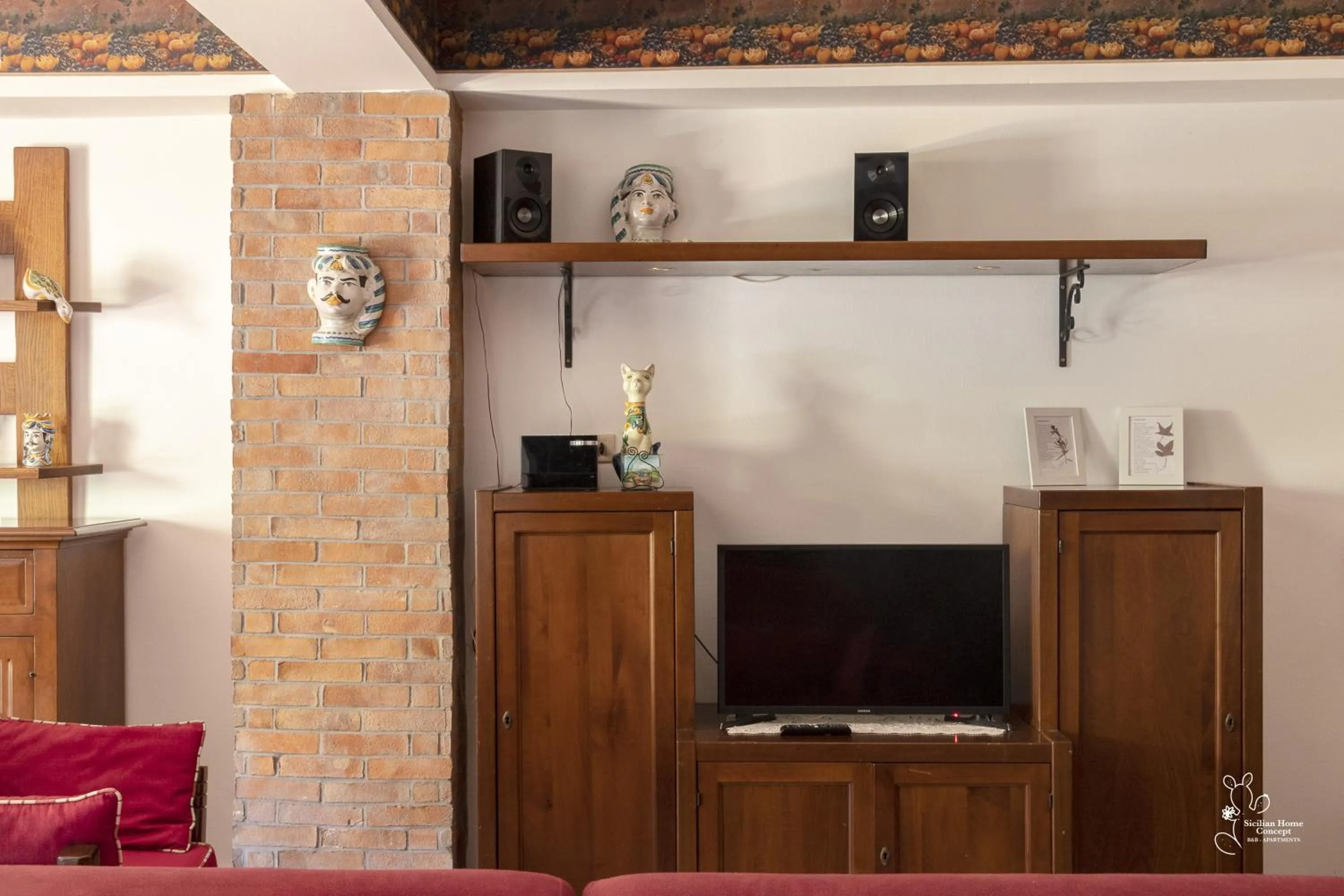 TV and multimedia in Sicilian Home