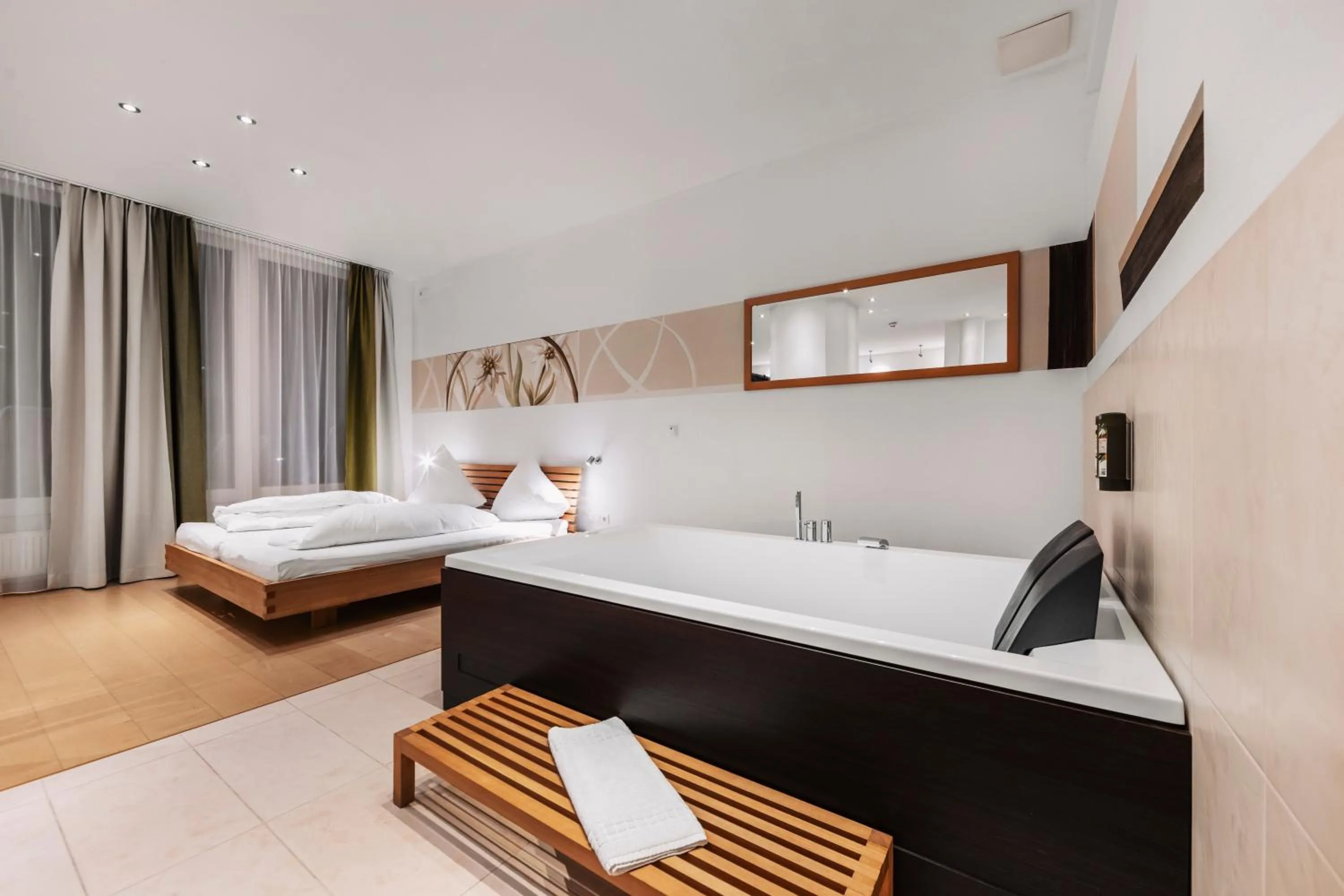 Photo of the whole room, Bed in Hotel Dominic