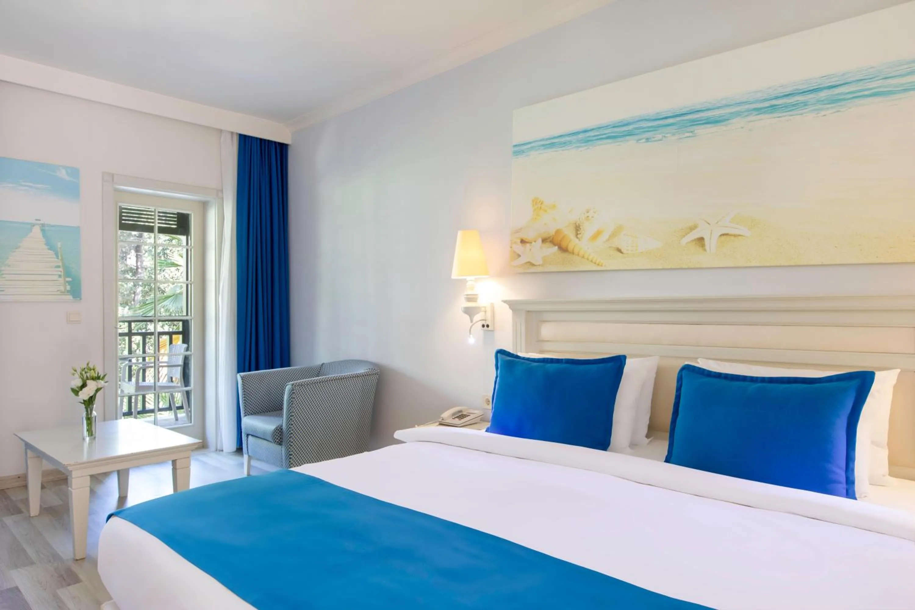 Photo of the whole room, Bed in Selectum Collection Bodrum