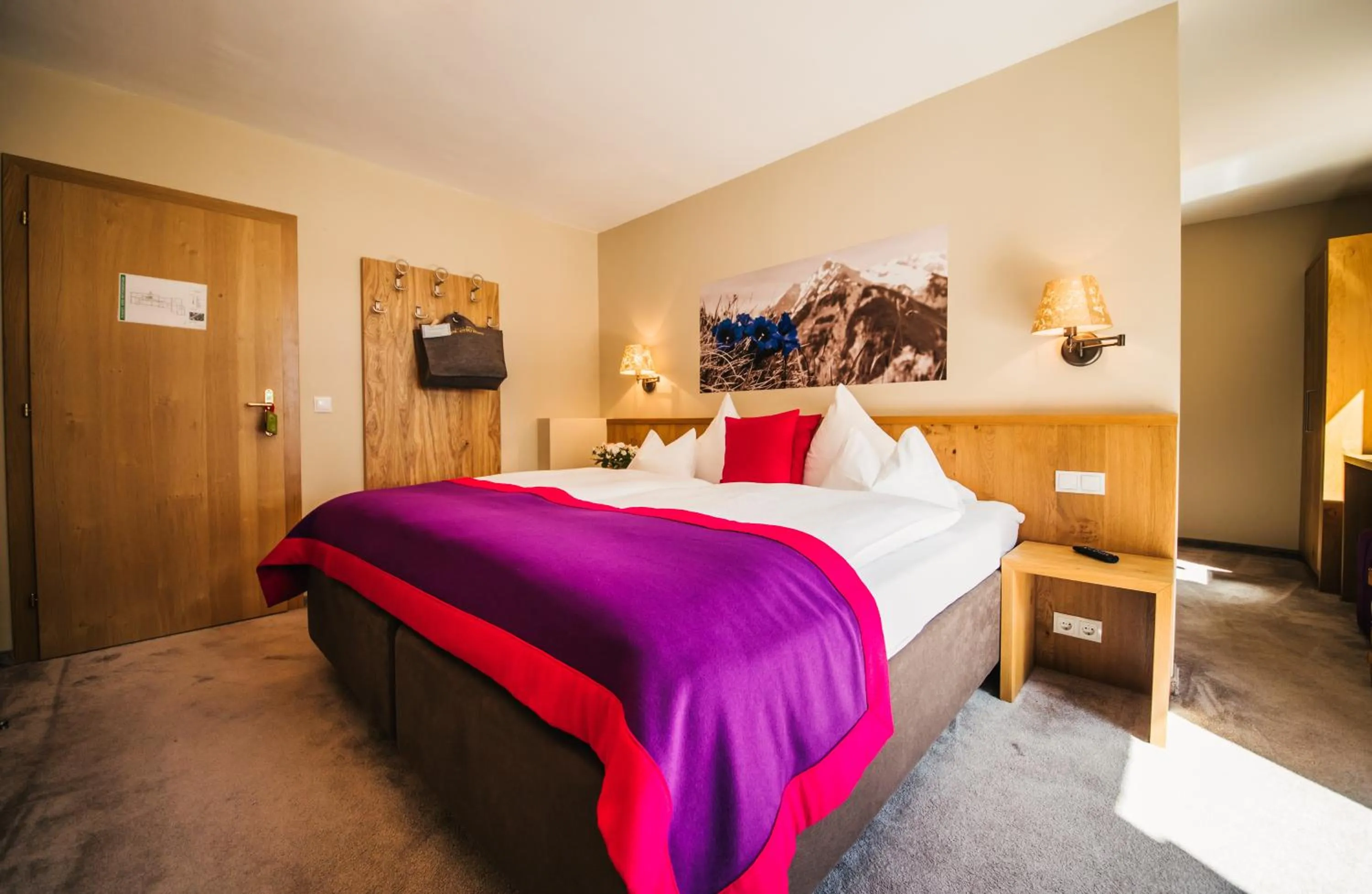 Bed in Hotel Dr Otto Murr B&B