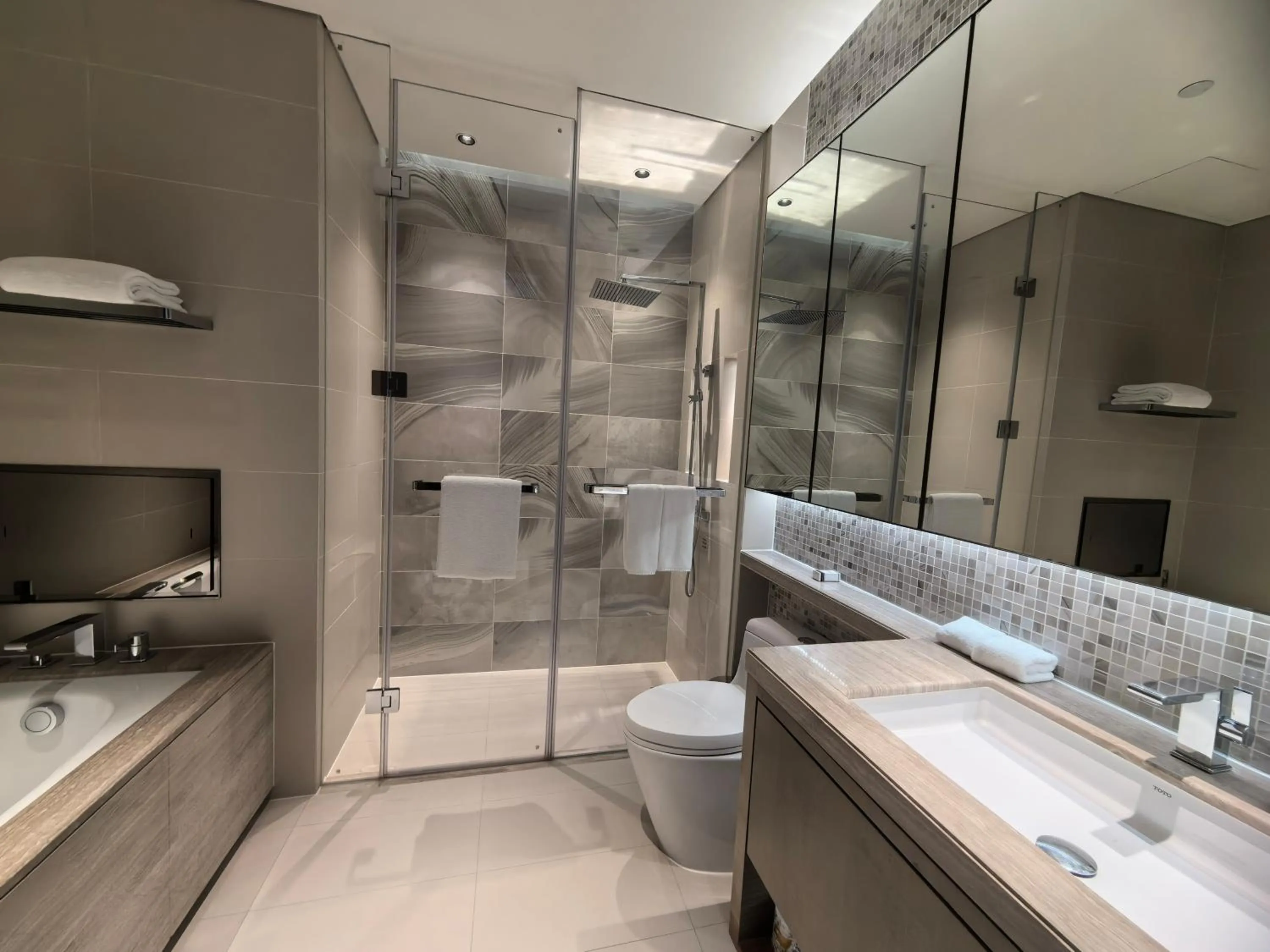 Toilet in Oakwood Residence Damei Beijing