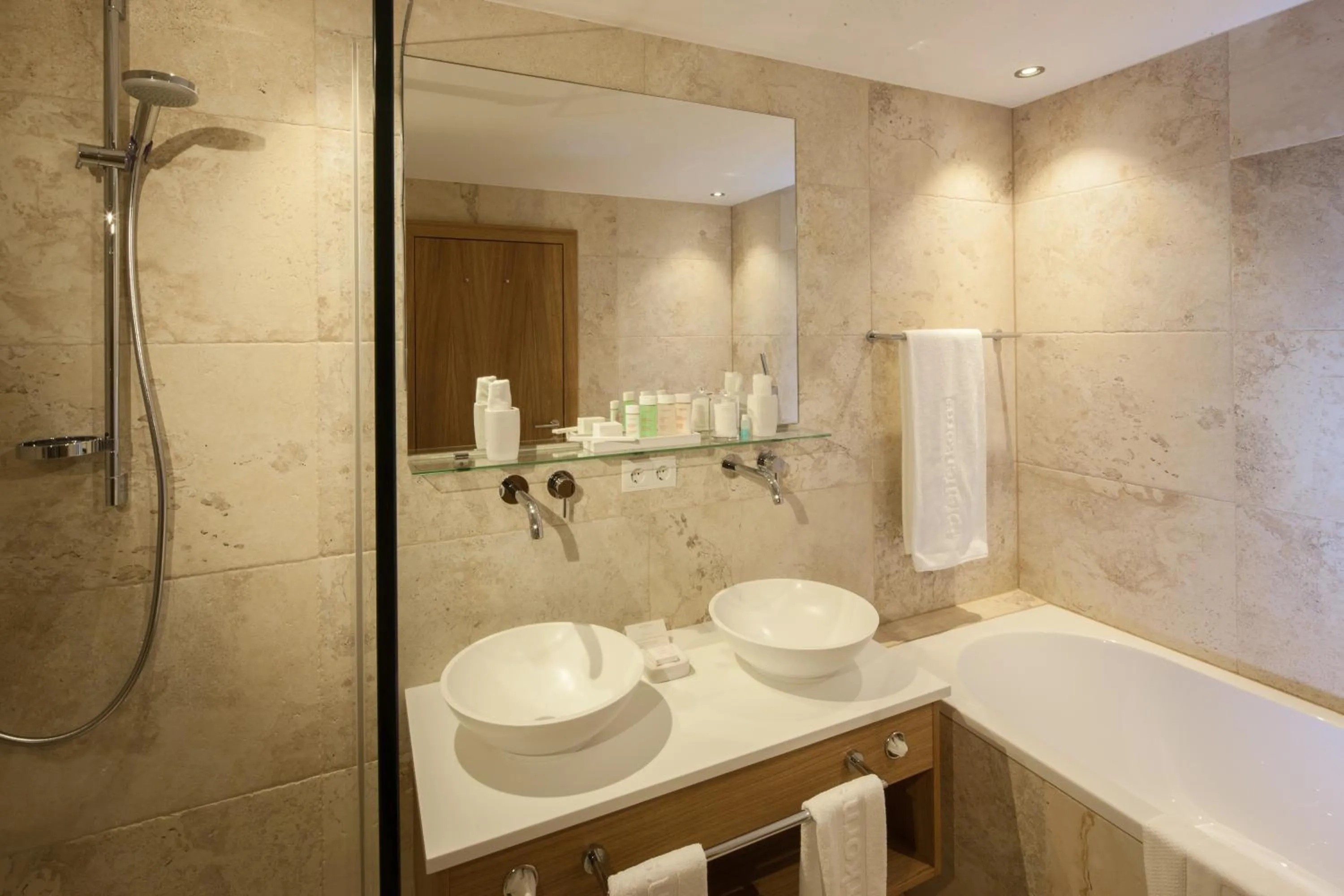 Bathroom in Pfefferkorn's Hotel