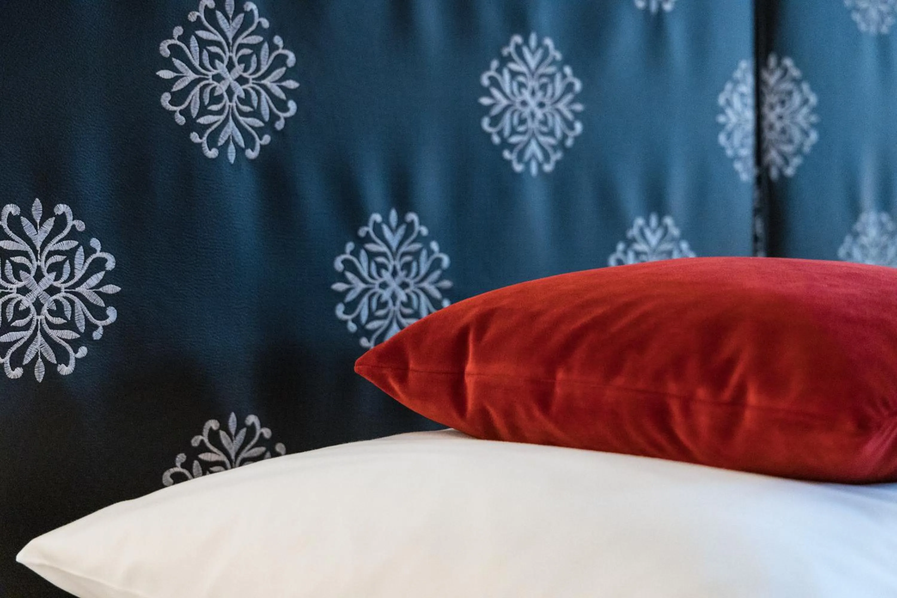 Photo of the whole room, Bed in Pfefferkorn's Hotel