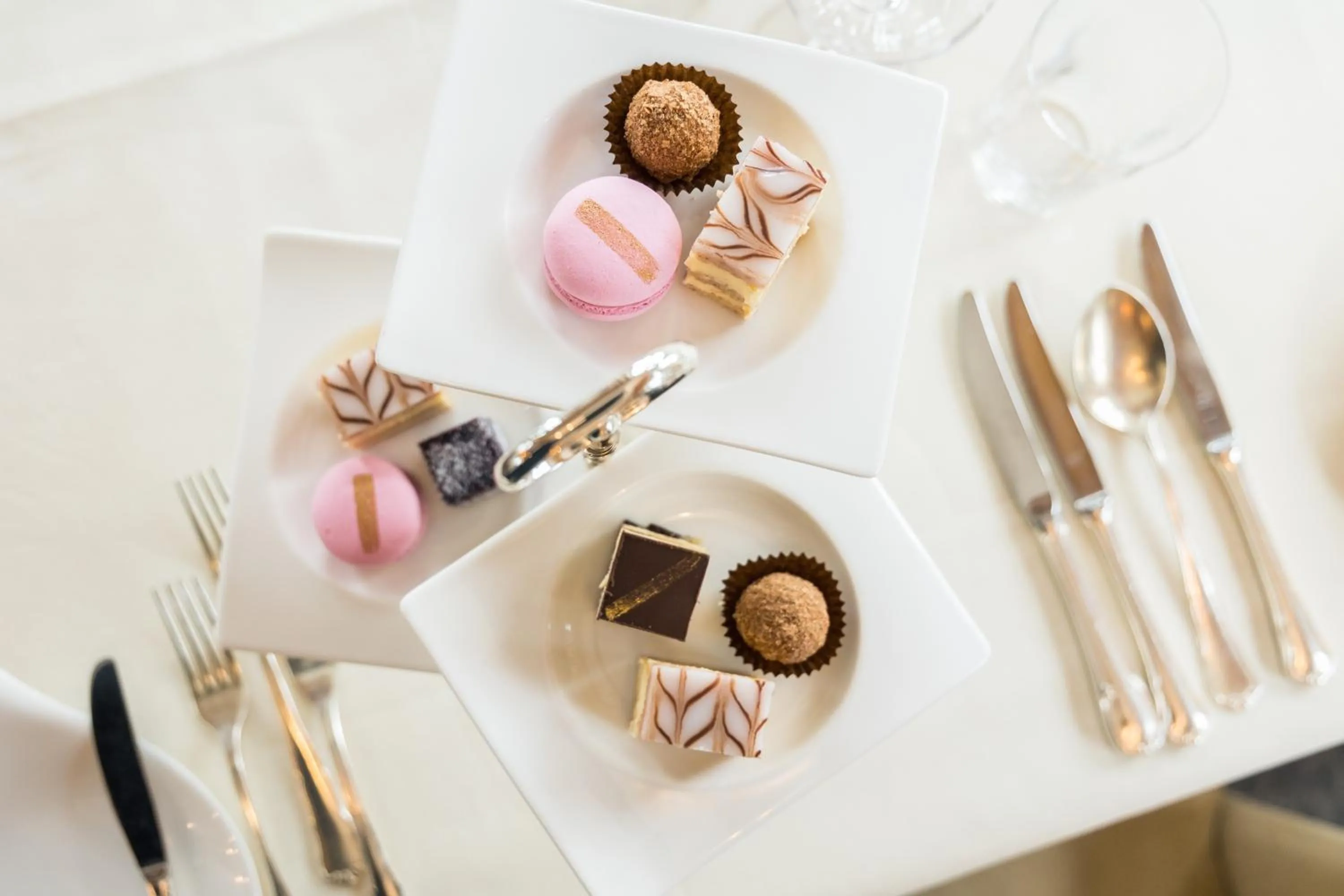 Food in Pfefferkorn's Hotel