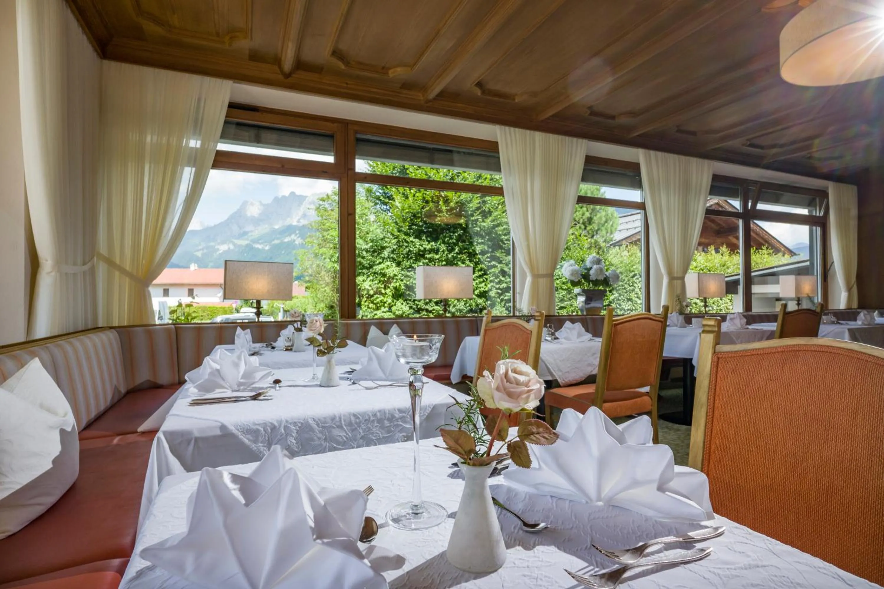 Restaurant/places to eat in Sporthotel Austria