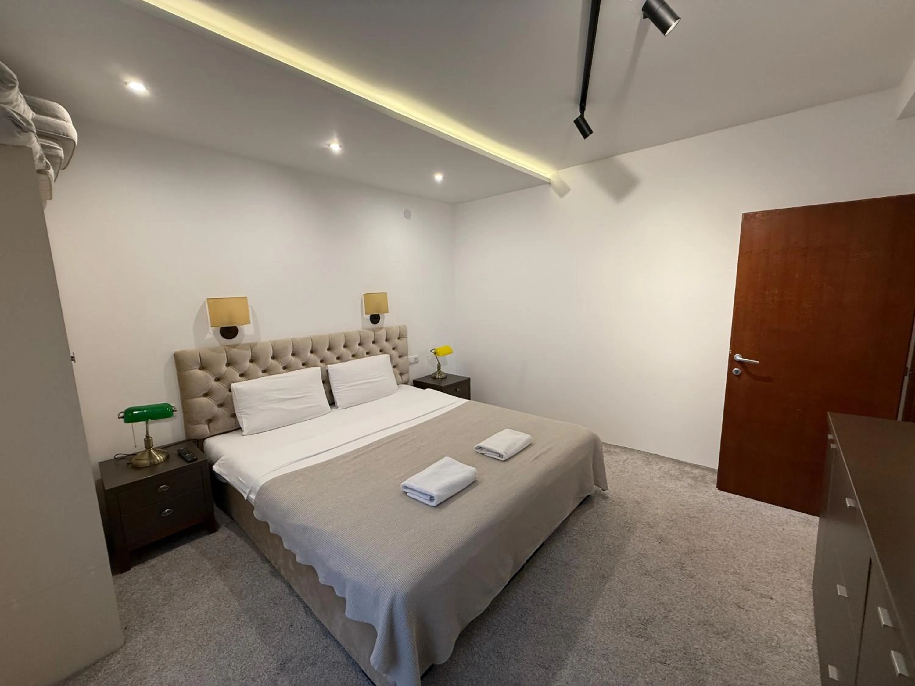 Bedroom, Bed in Hotel Happy