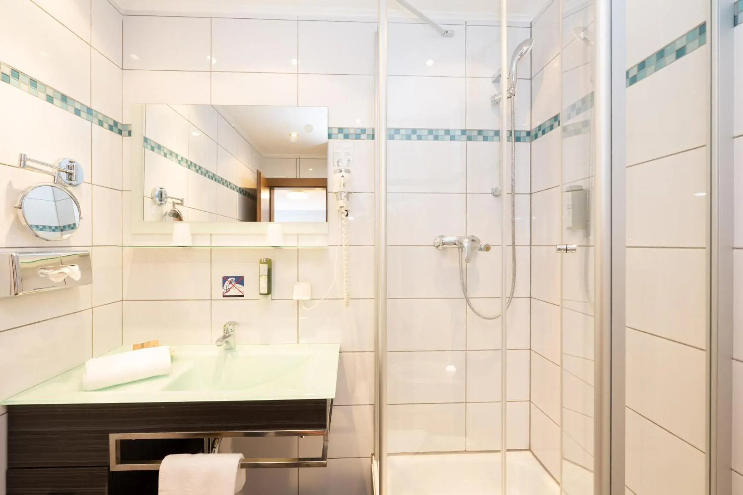 Standard Double Room in Genusshotel Almrausch Standard Double Room in Genusshotel Almrausch