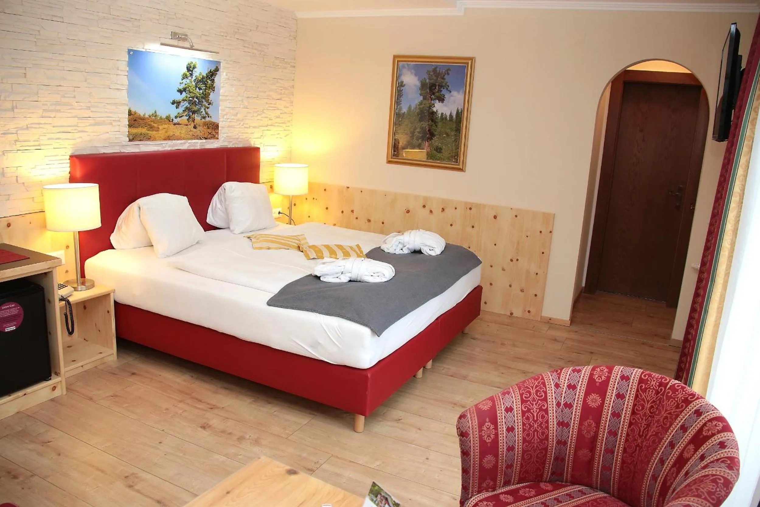 Bed in Genusshotel Almrausch