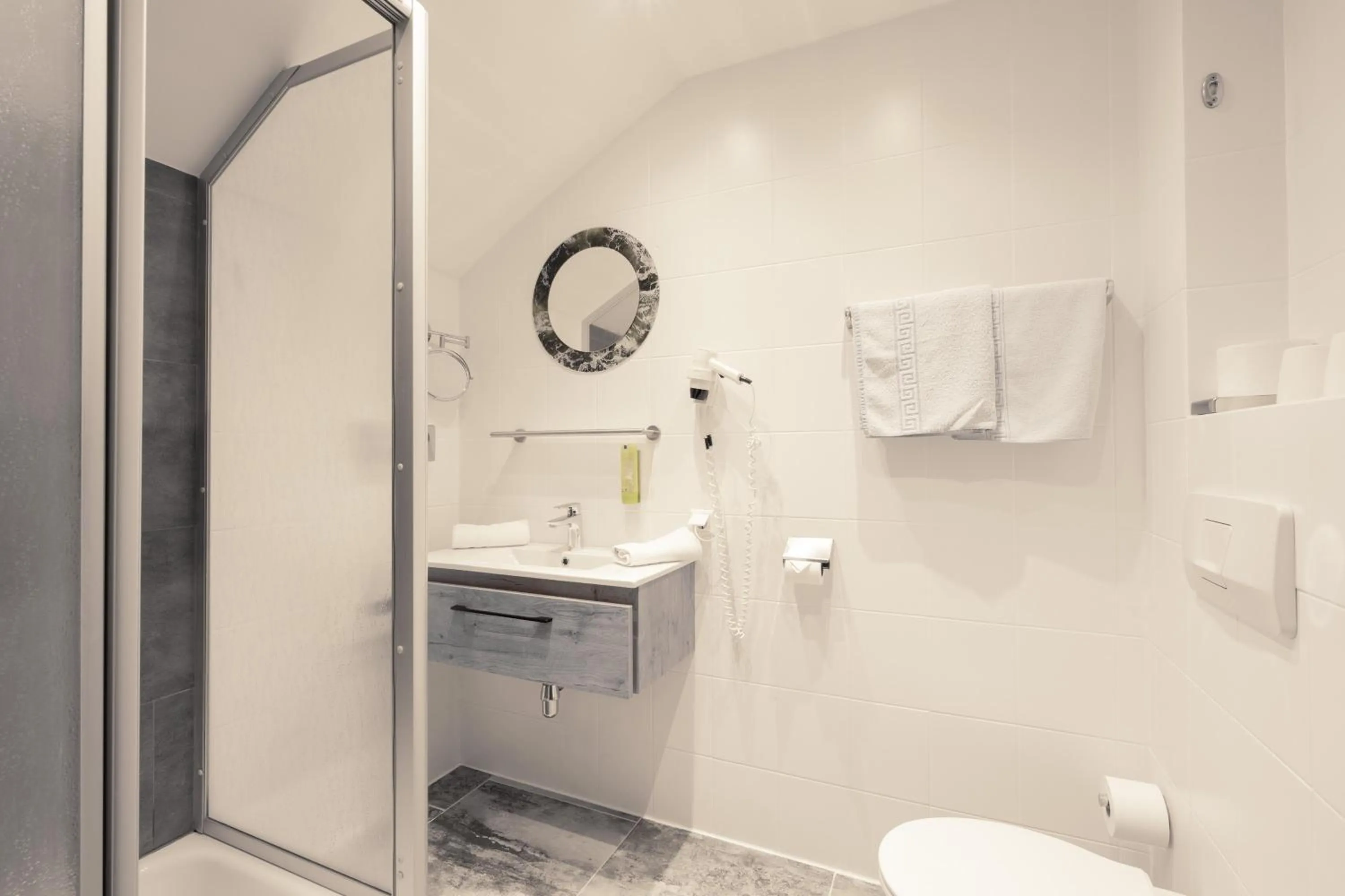 Shower in Genusshotel Almrausch