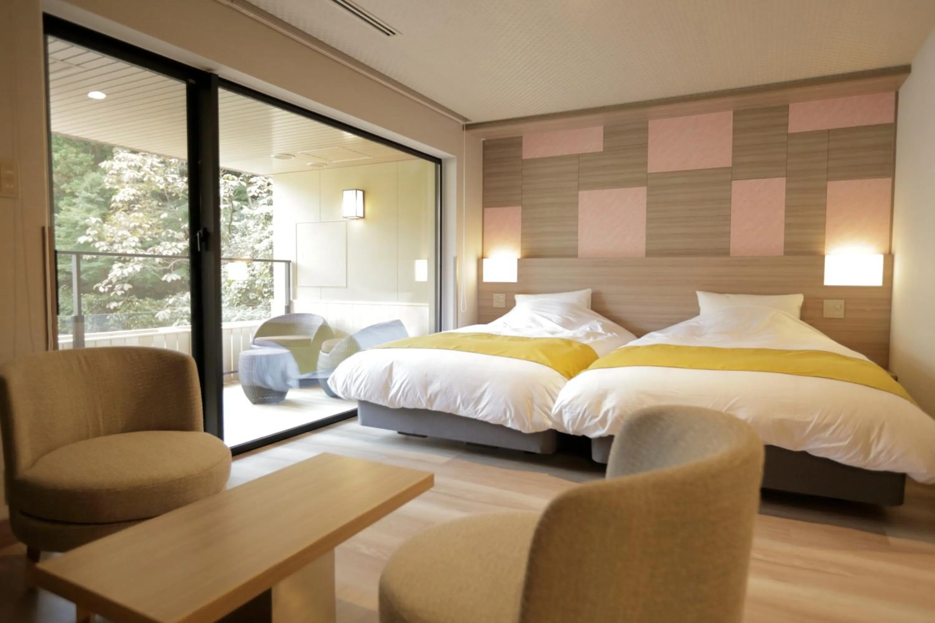 Day, Bed in Tsukino Yado Sara