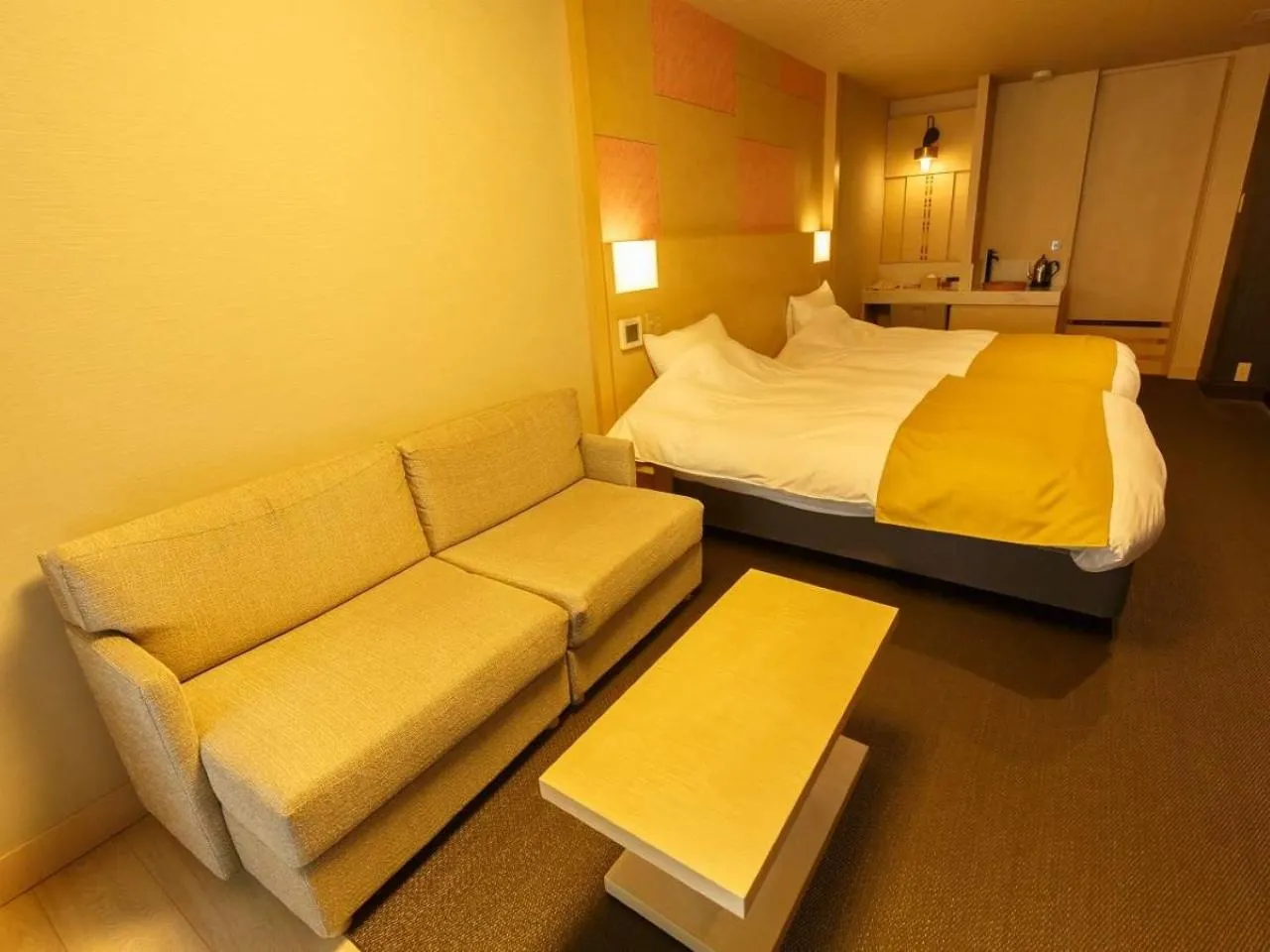 Bed in Tsukino Yado Sara