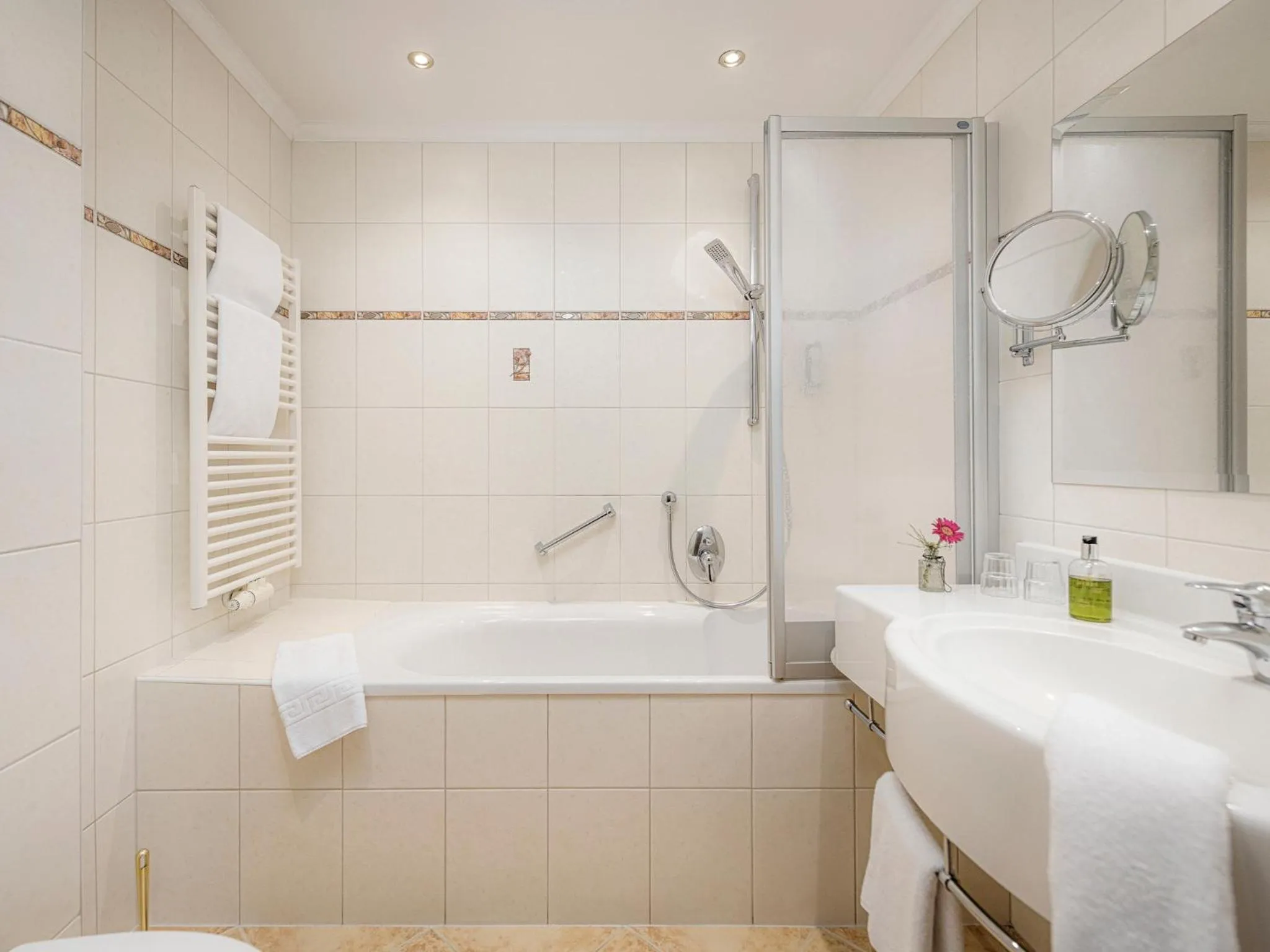 Bathroom in Hotel Sieghard Zillertal