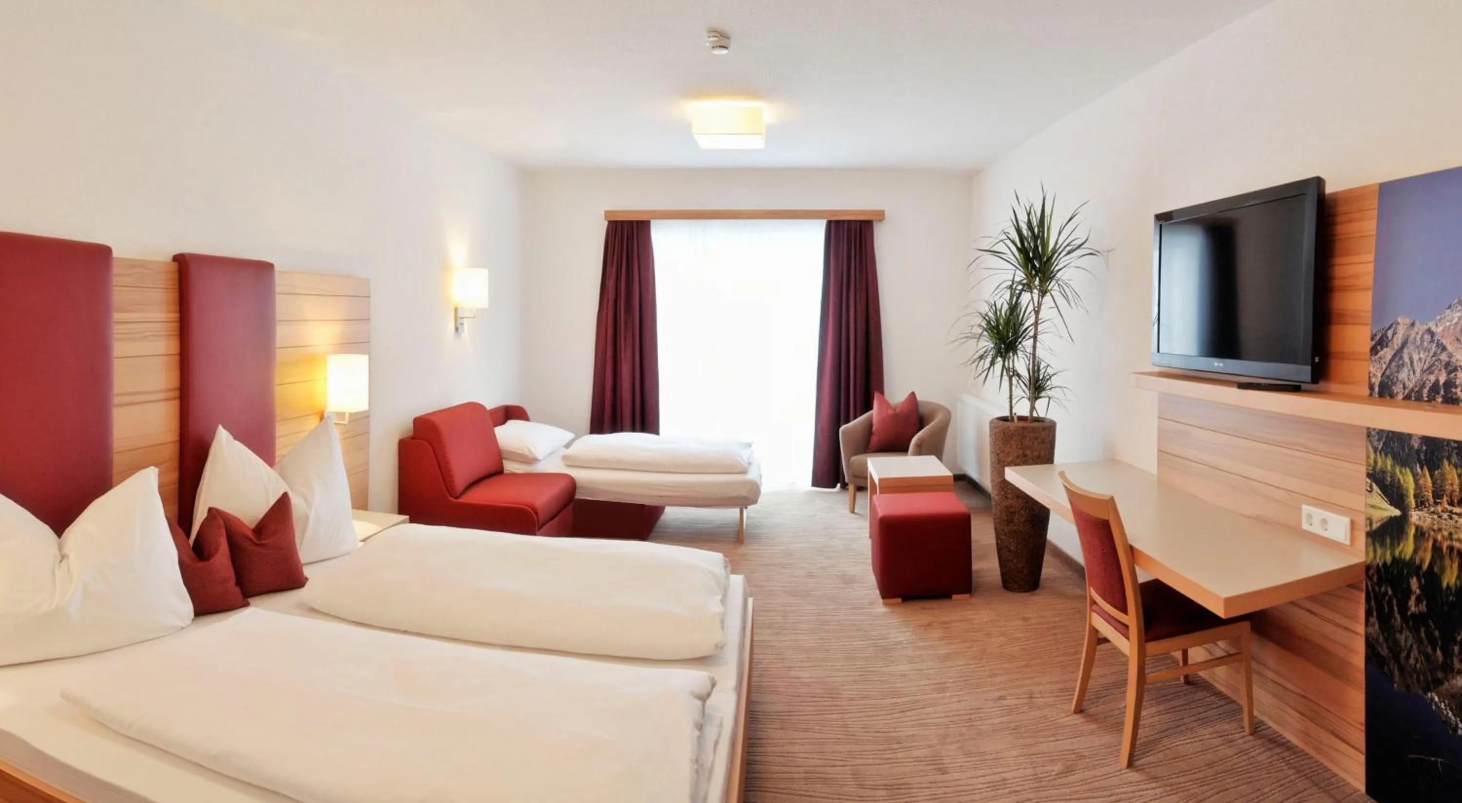 Bed in Hotel Sonnschupfer