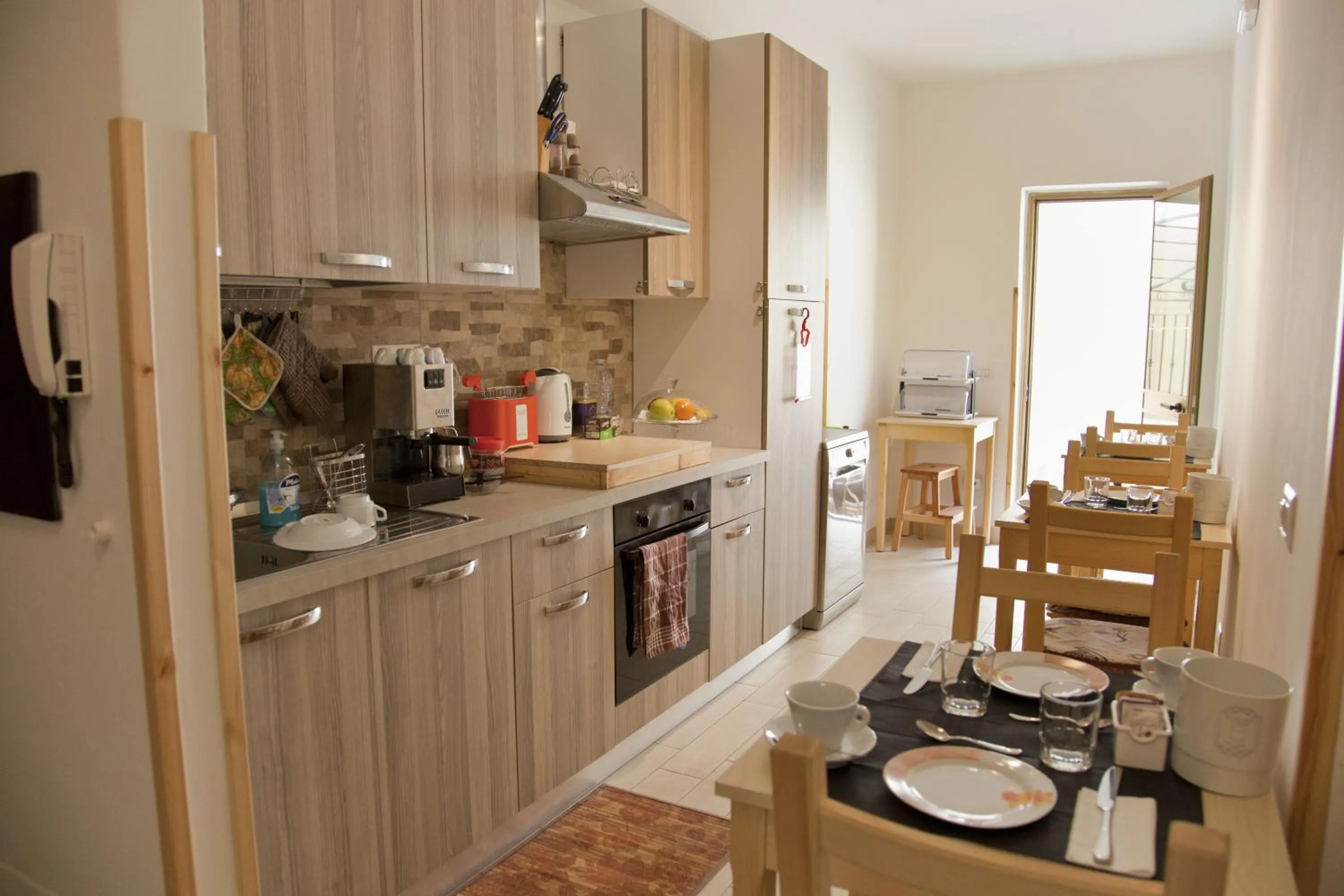 Kitchen or kitchenette in Arcadia