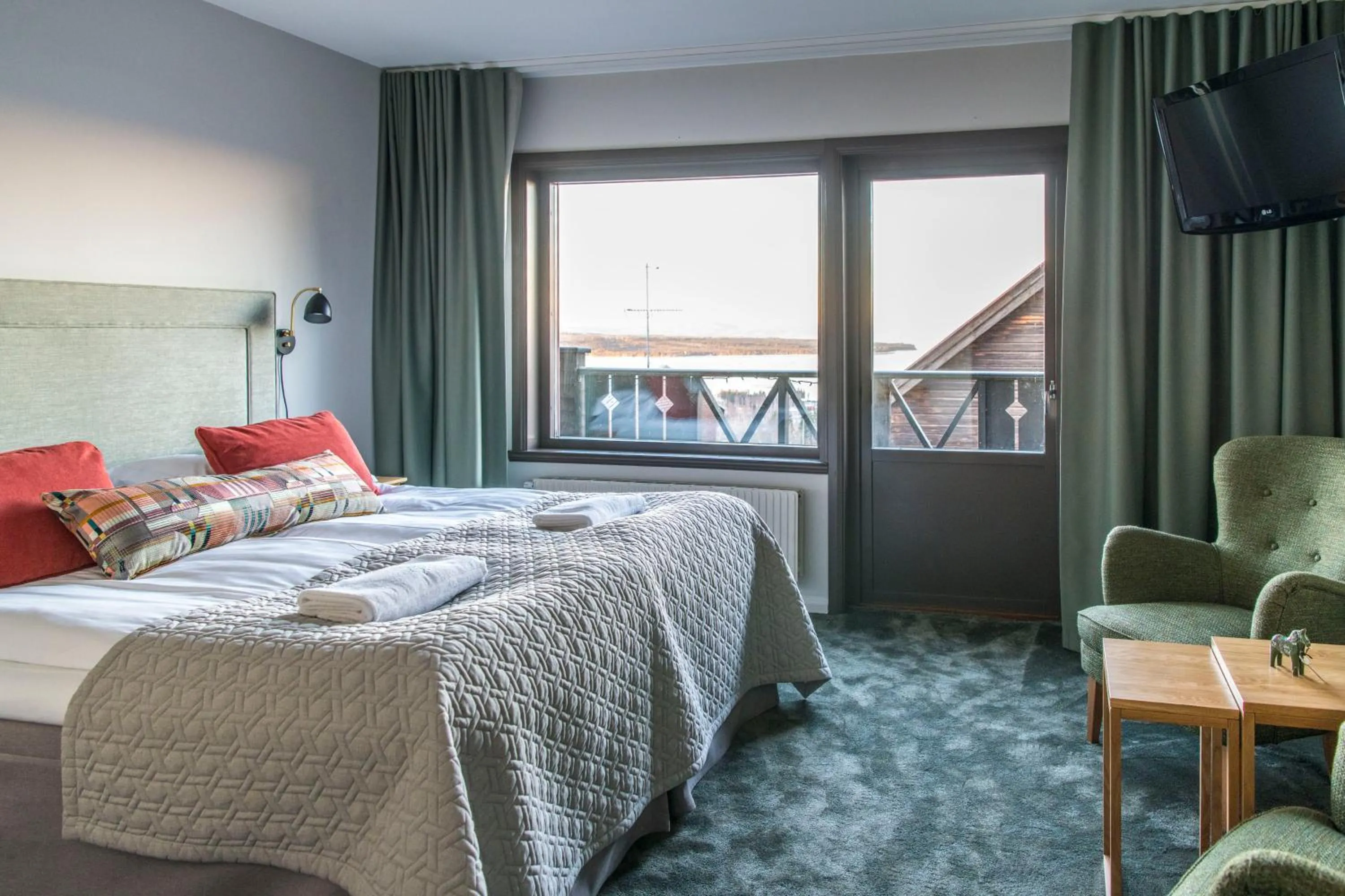 Photo of the whole room in Green Hotel