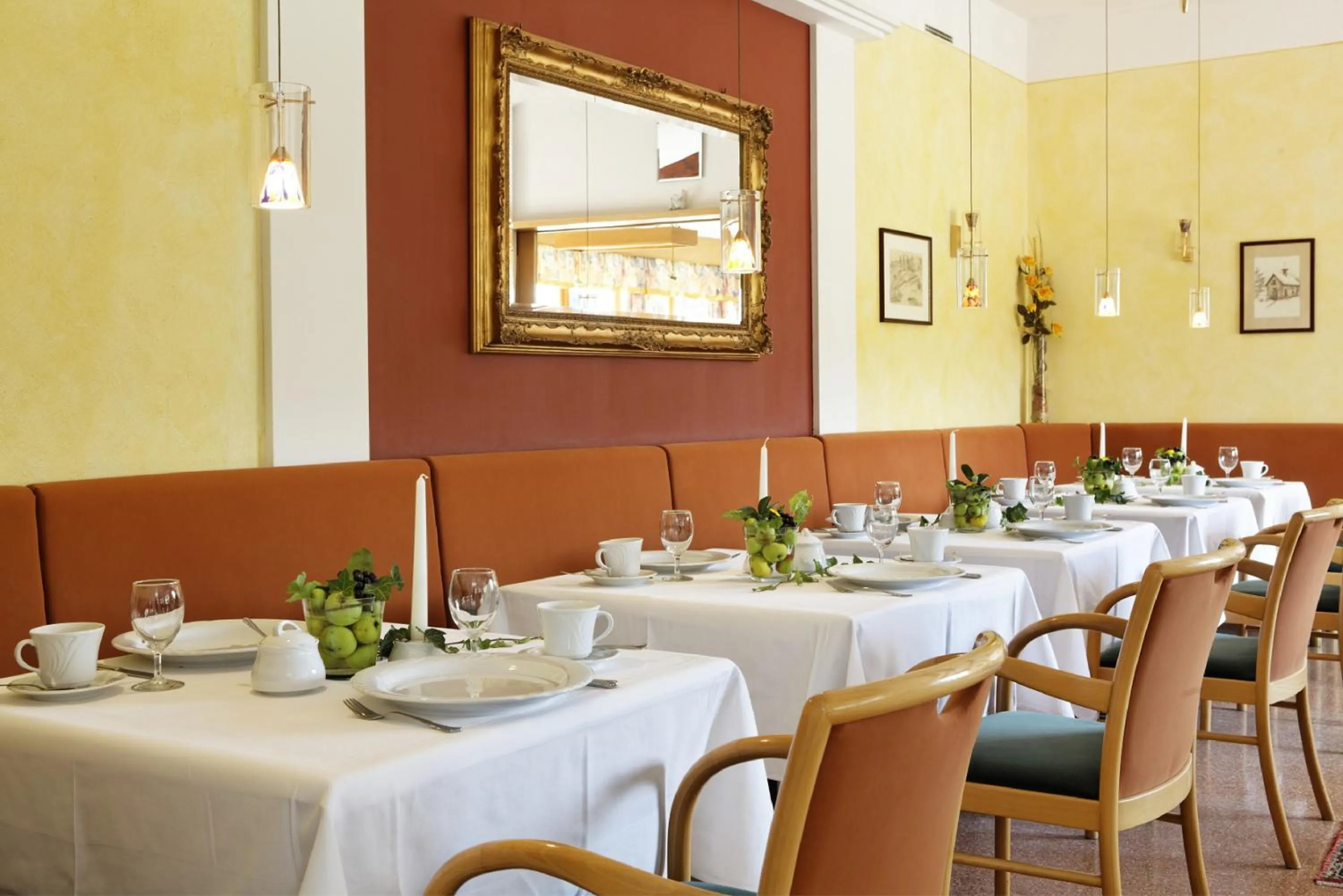 Restaurant/places to eat in Vitalhotel Krainz