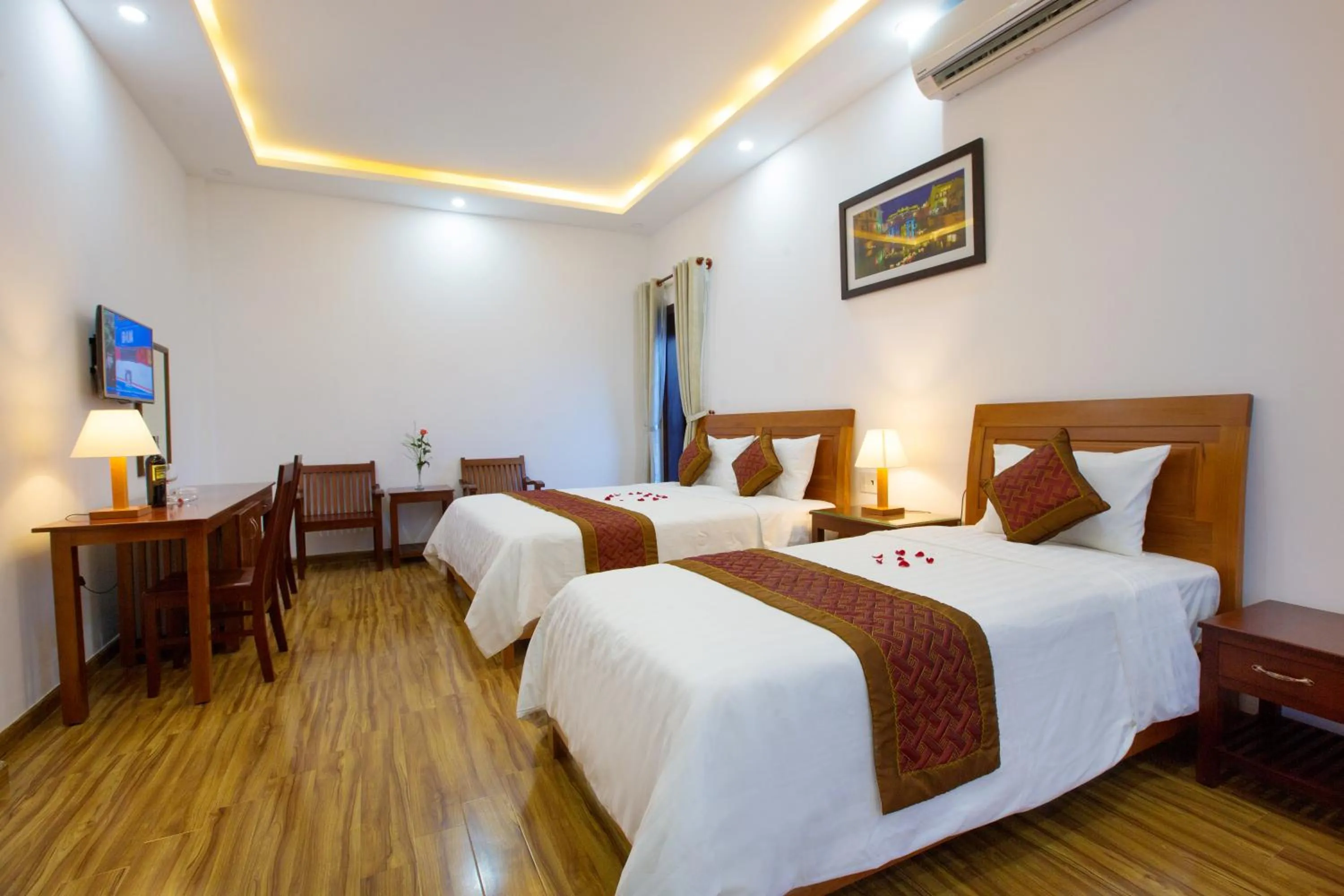 Bedroom, Bed in Hoi An Sun Lake Villa