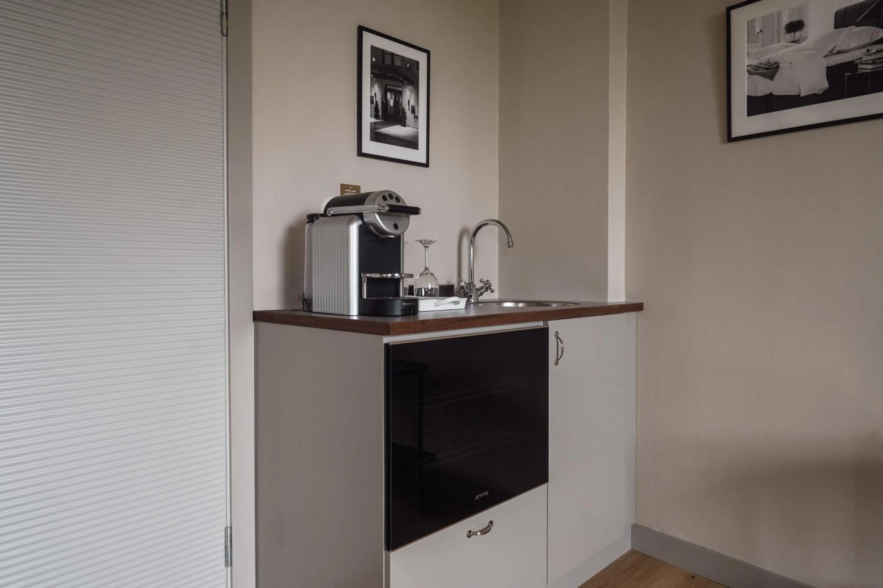 Coffee/tea facilities in TwentySix