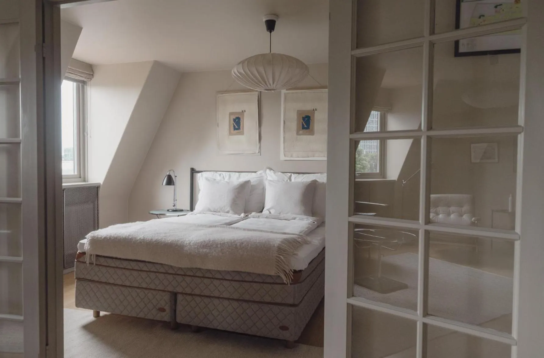 Bed in The Duxiana Malmö