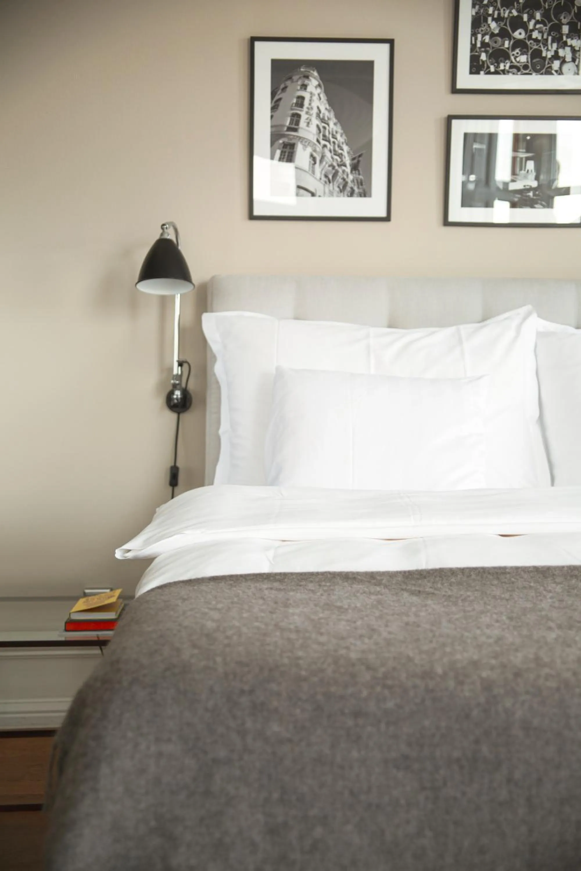 Bed in The Duxiana Malmö