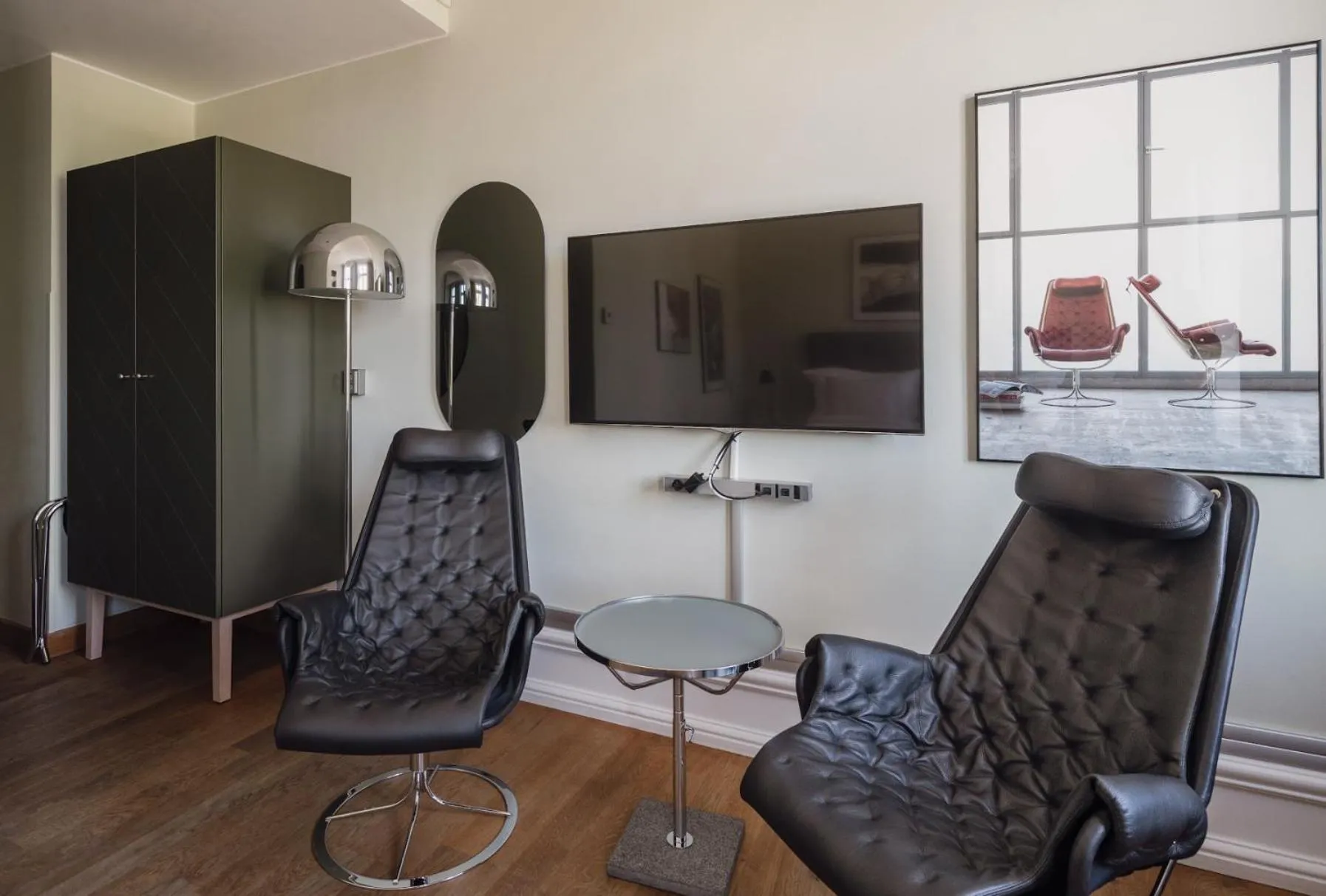 Seating area in The Duxiana Malmö