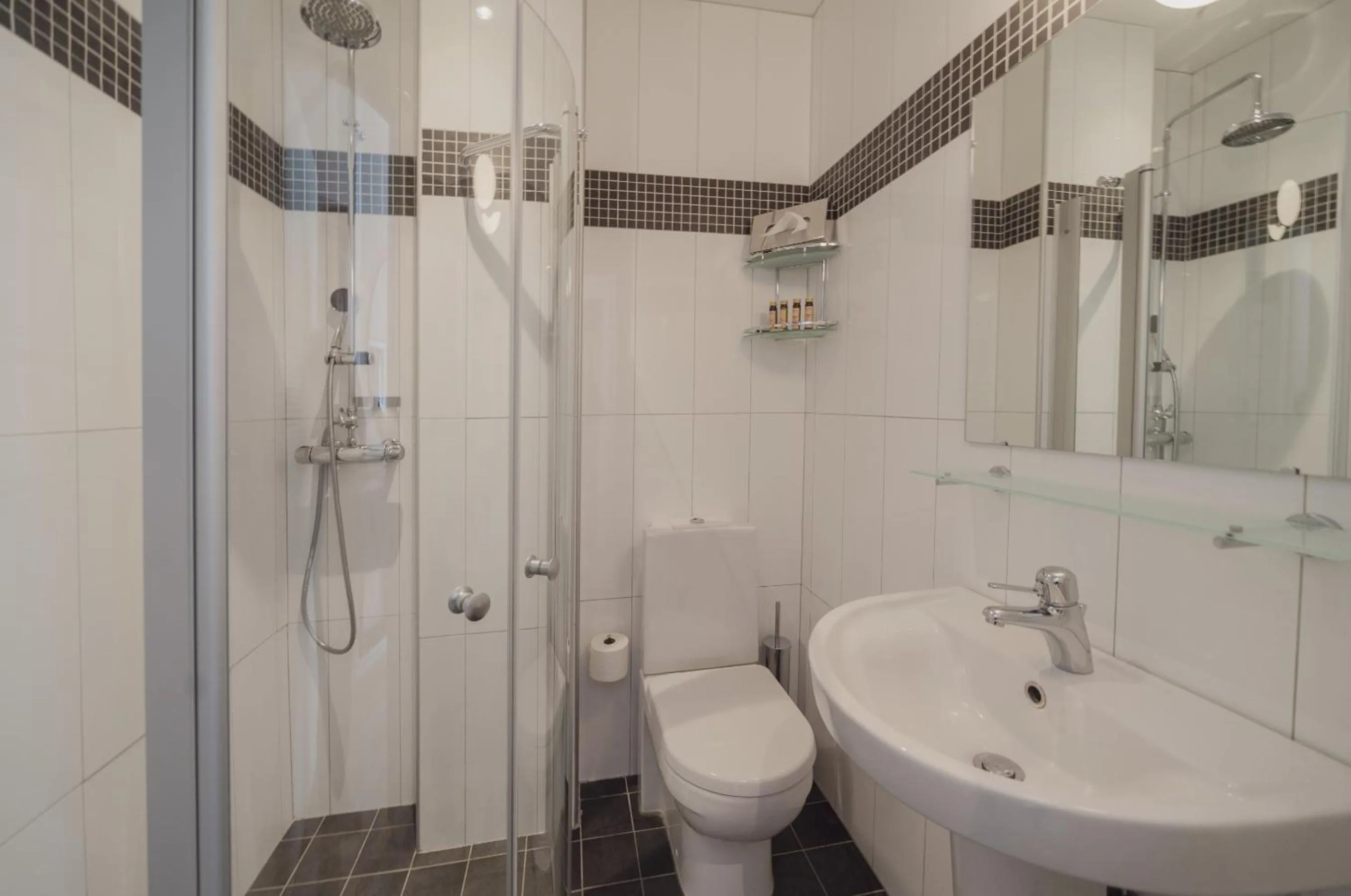 Shower in The Duxiana Malmö