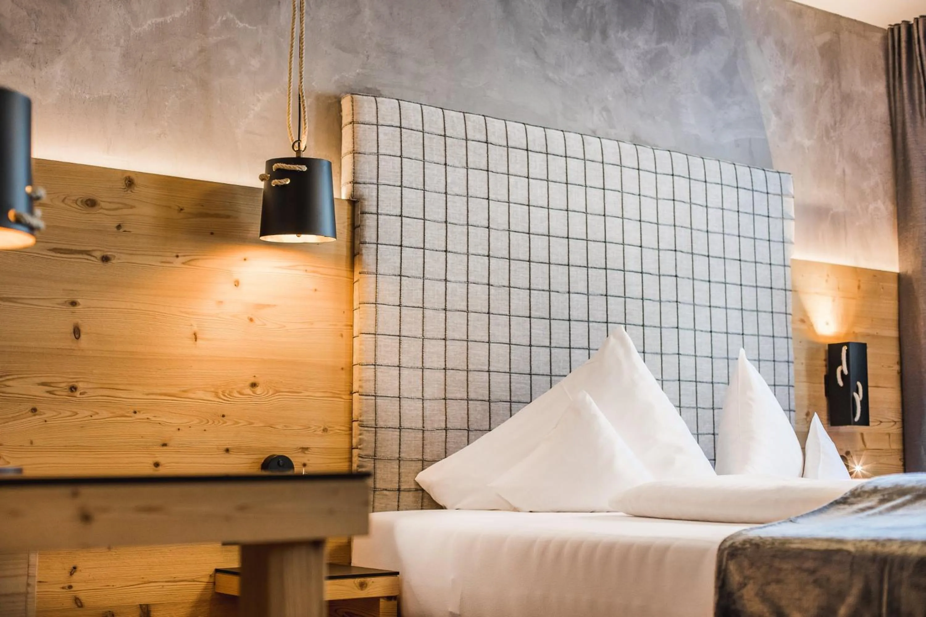 Bedroom, Bed in DAS VIER Sport,- und Wellnesshotel