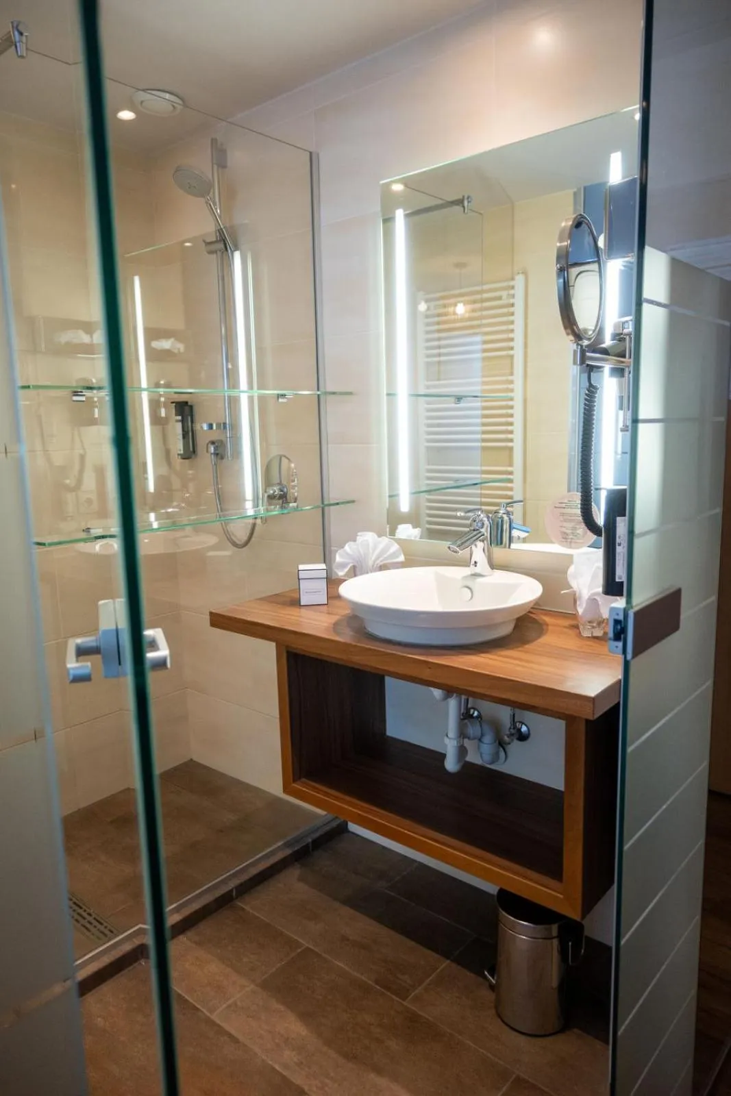 Shower in DAS VIER Sport,- und Wellnesshotel