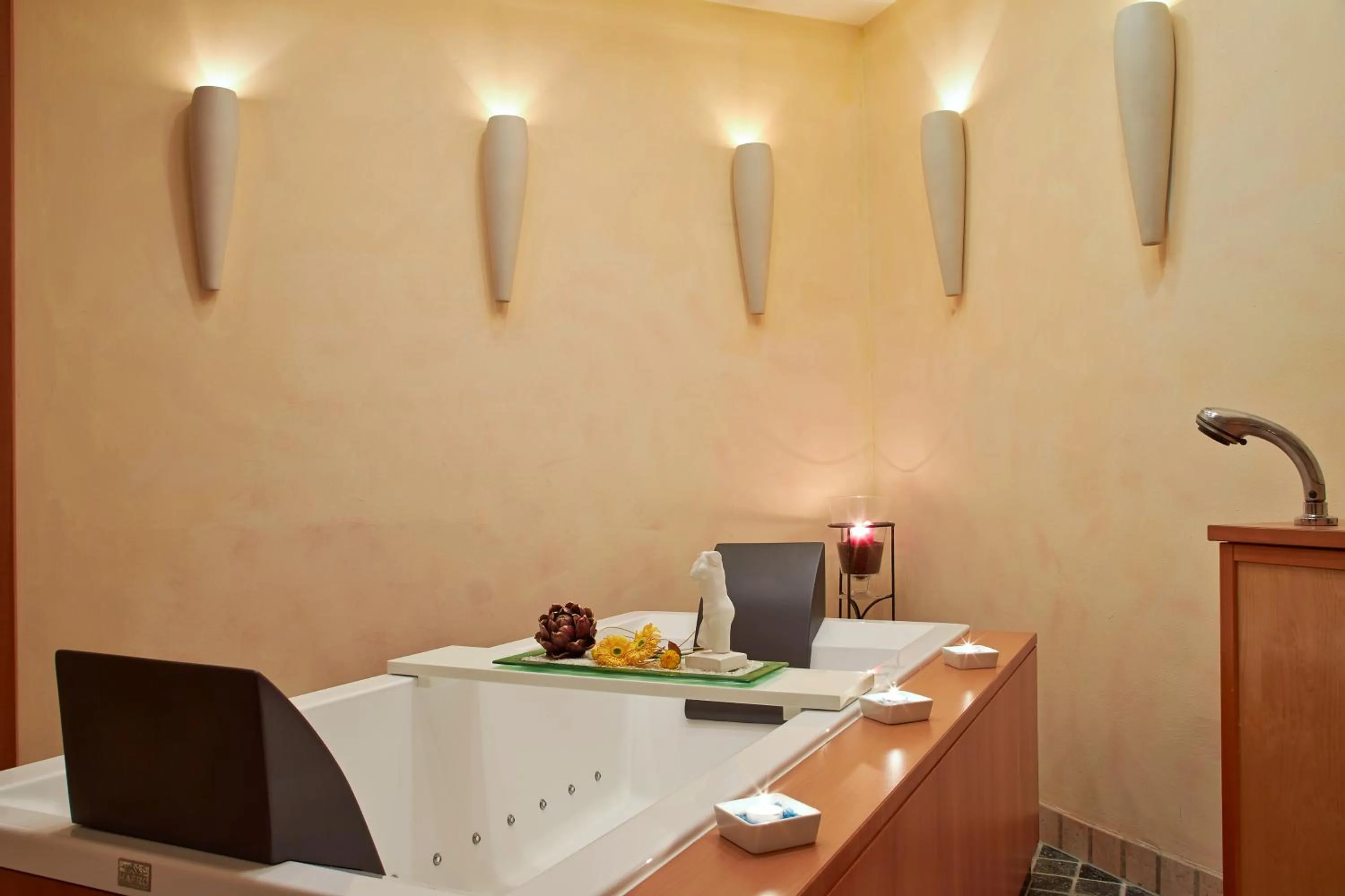 Spa and wellness centre/facilities in Hotel Vier Jahreszeiten