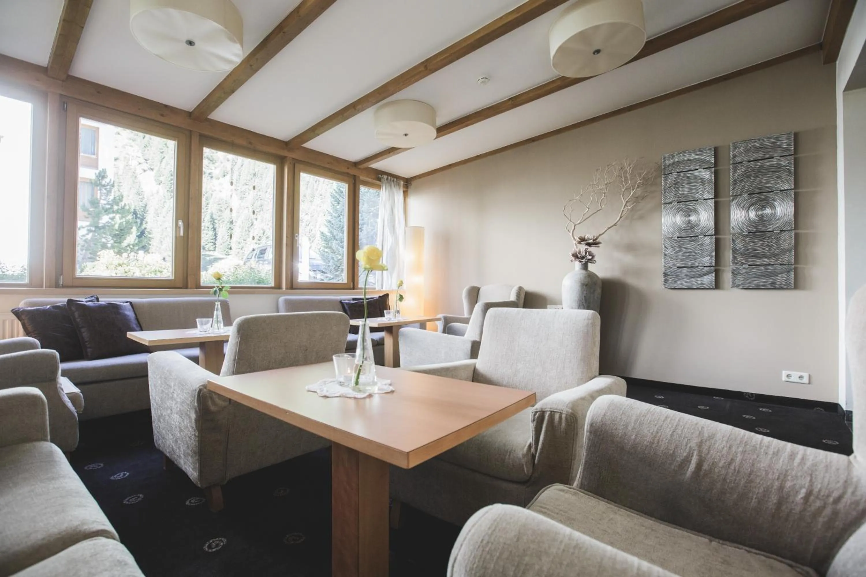 Lobby or reception in Hotel Vier Jahreszeiten