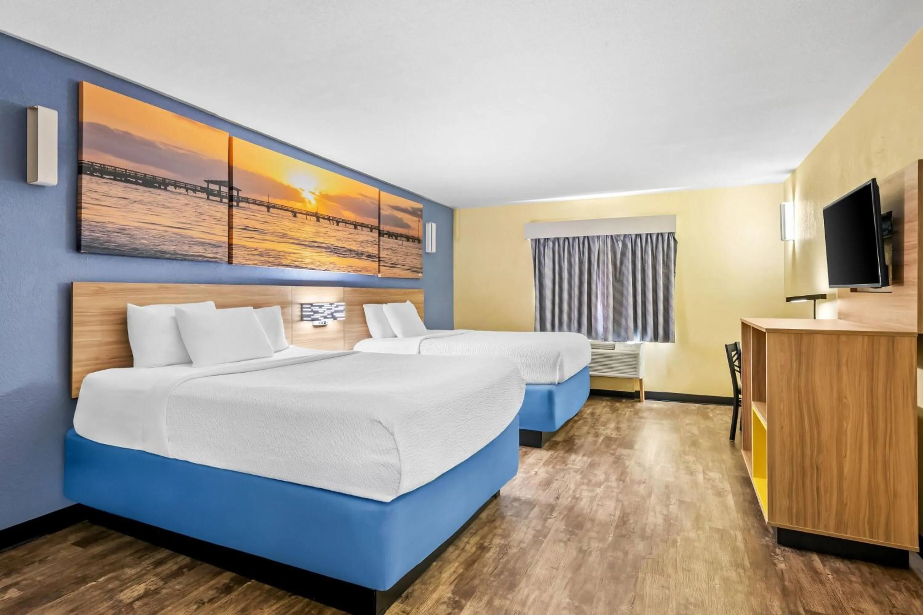 Bed in Days Inn by Wyndham New Orleans Pontchartrain