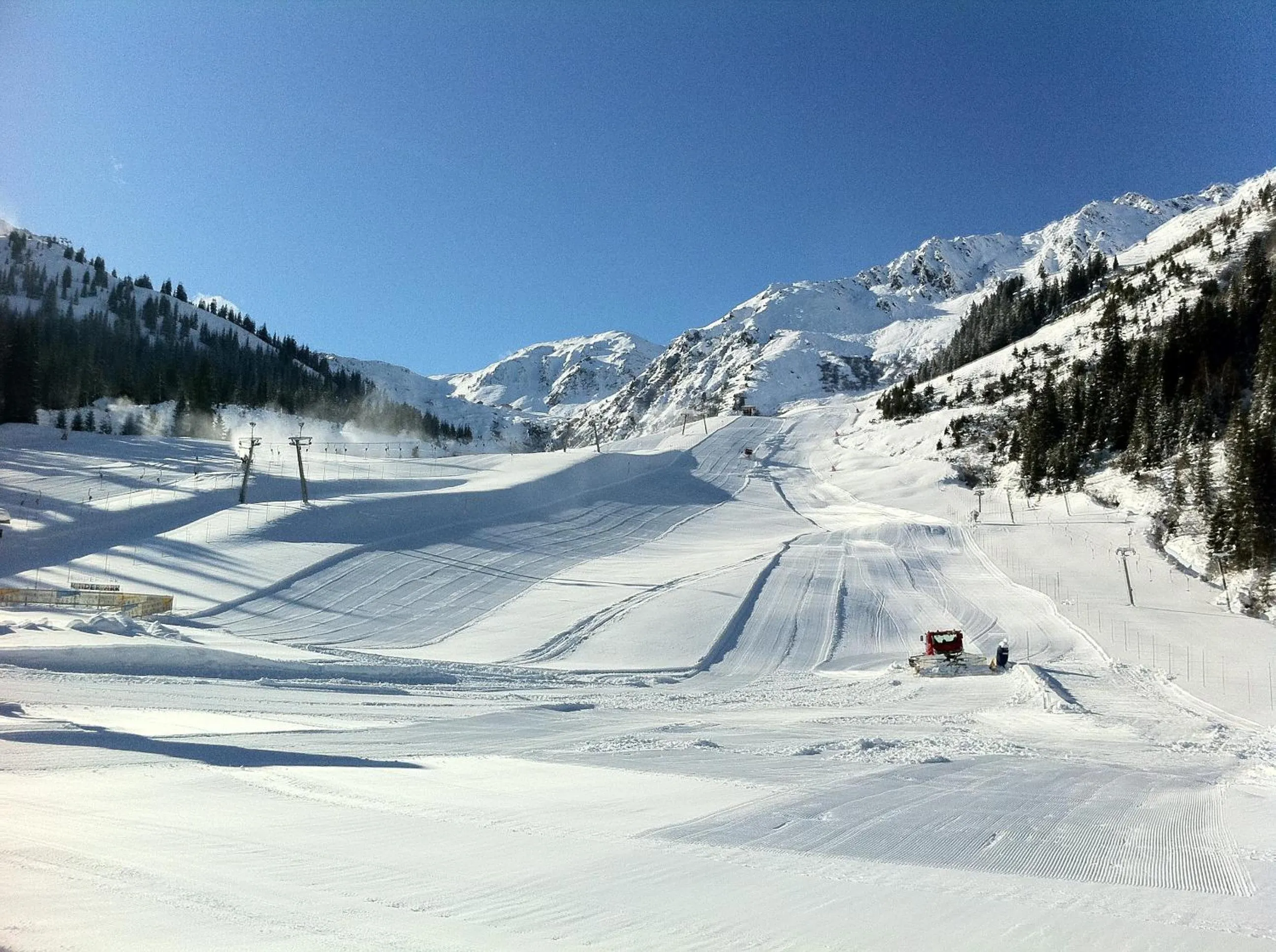 Area and facilities in Hotel Landhaus Zillertal