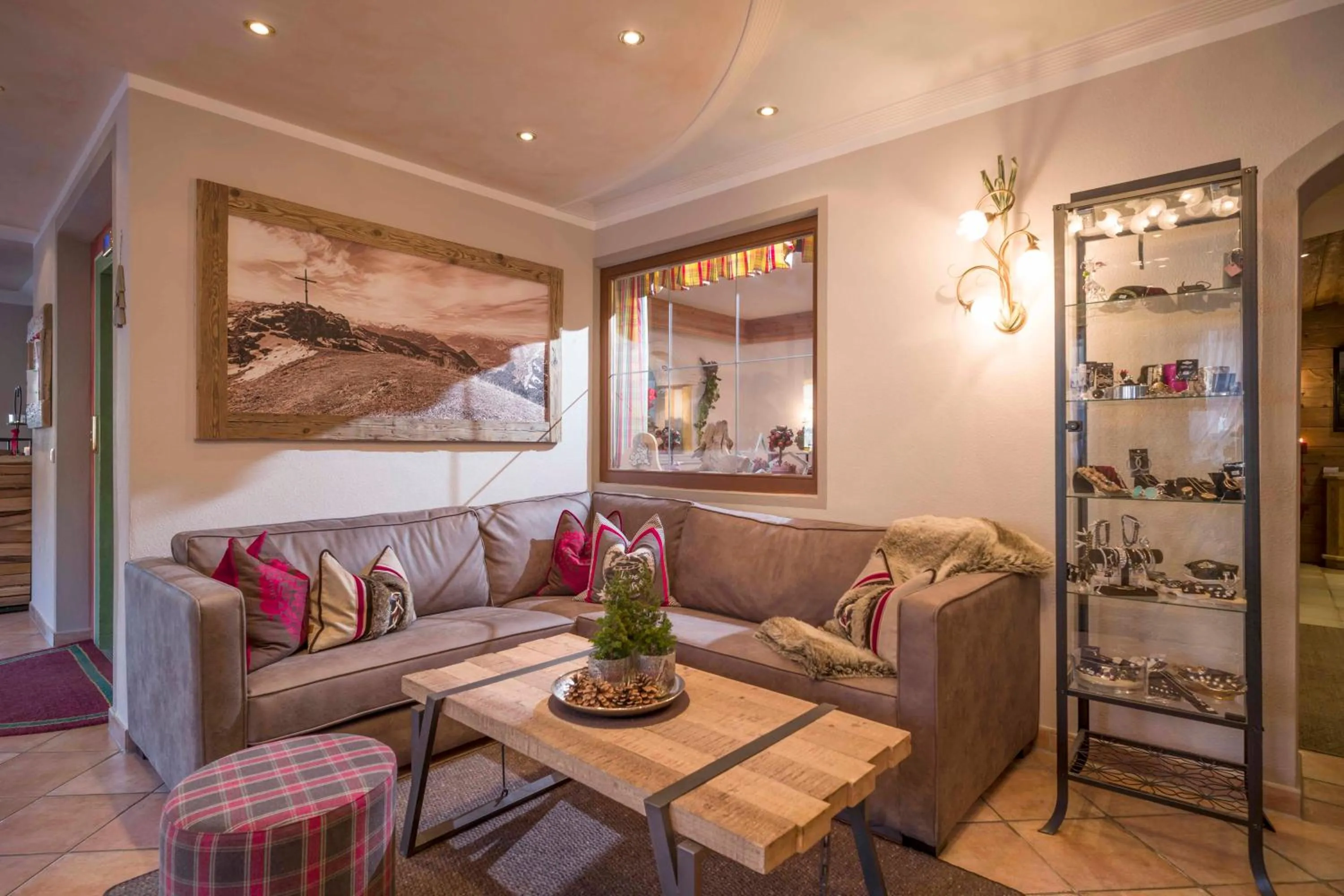 Living room in Hotel Landhaus Zillertal