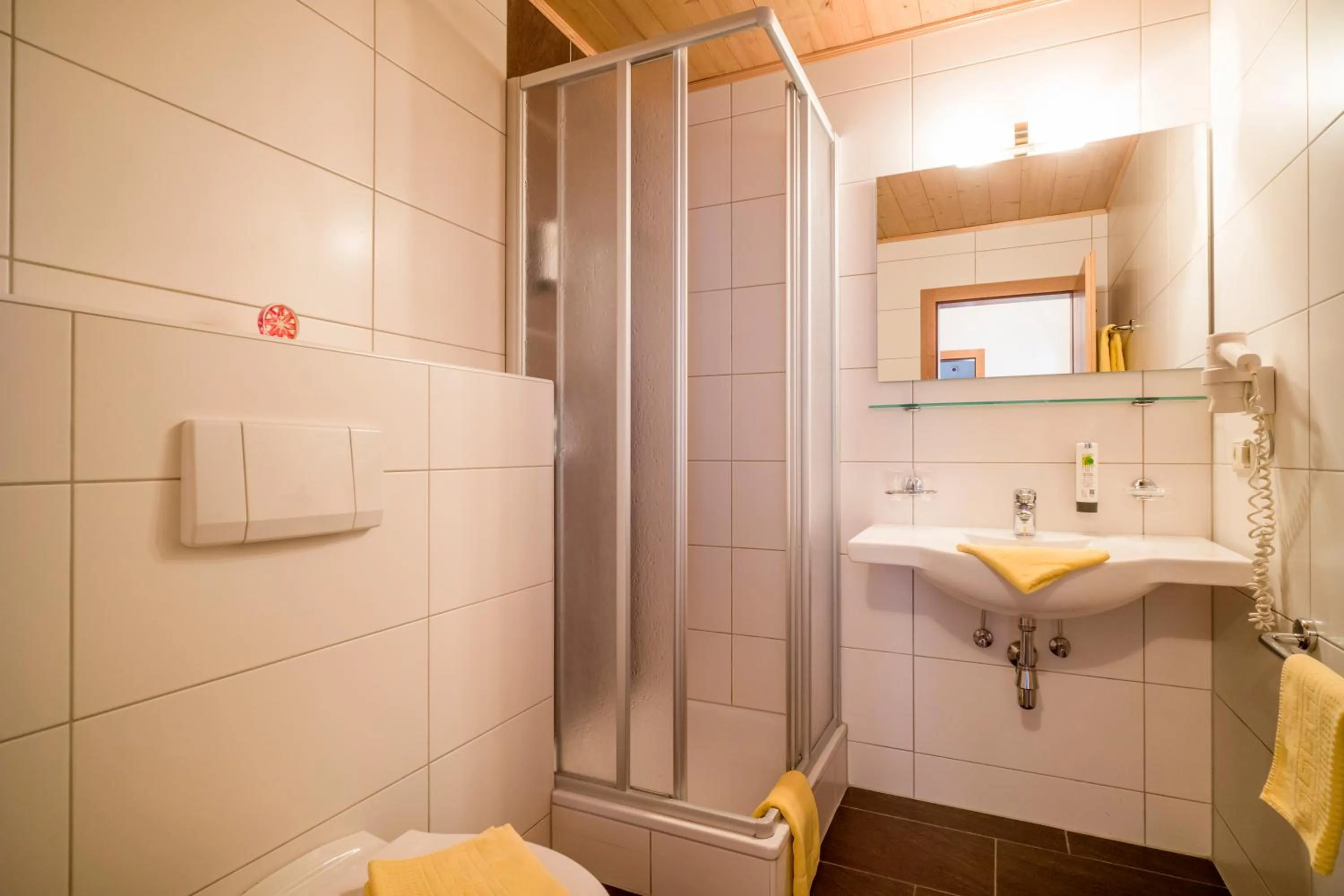 Bathroom in Hotel Landhaus Zillertal