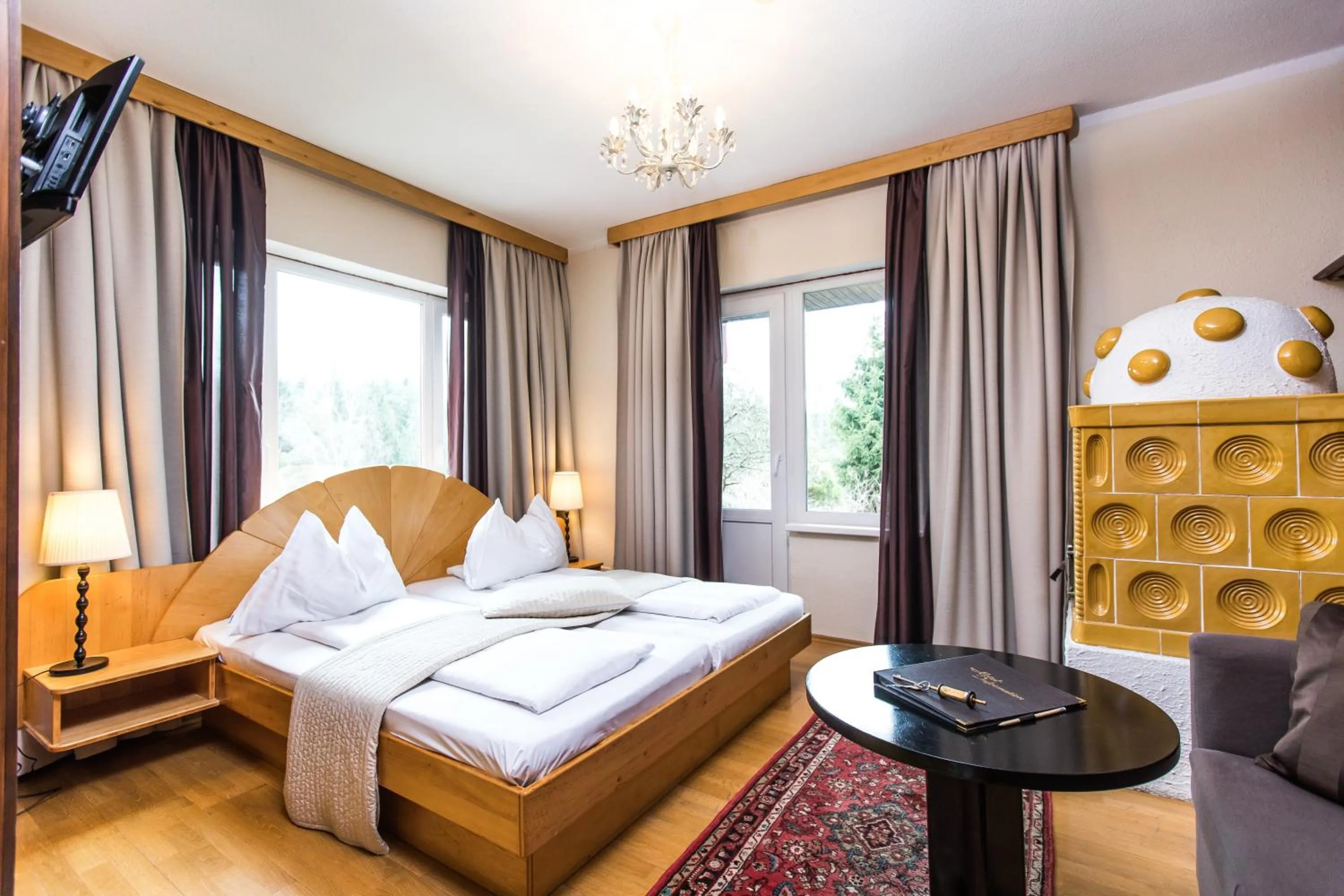 Photo of the whole room, Bed in Landidyll-Hotel Nudelbacher