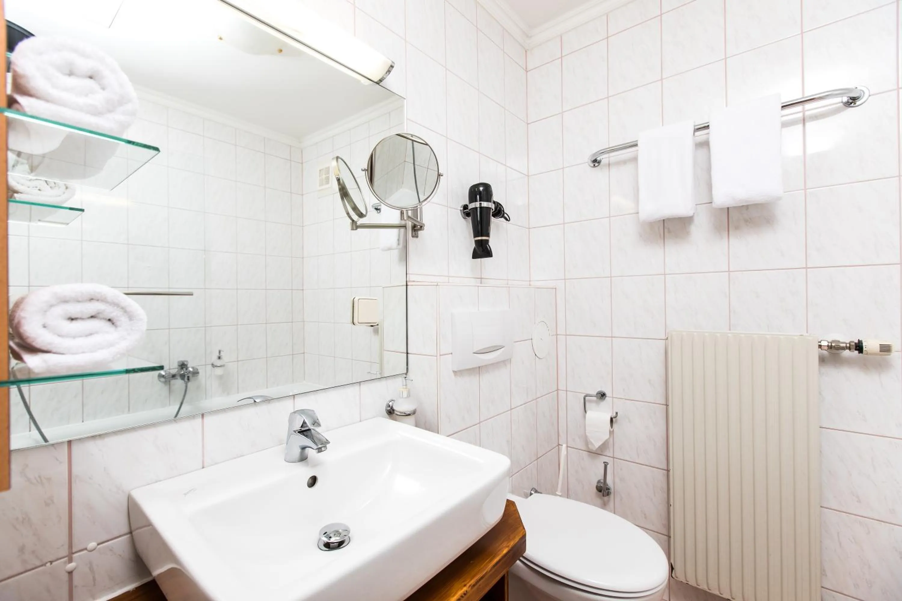 Bathroom in Landidyll-Hotel Nudelbacher