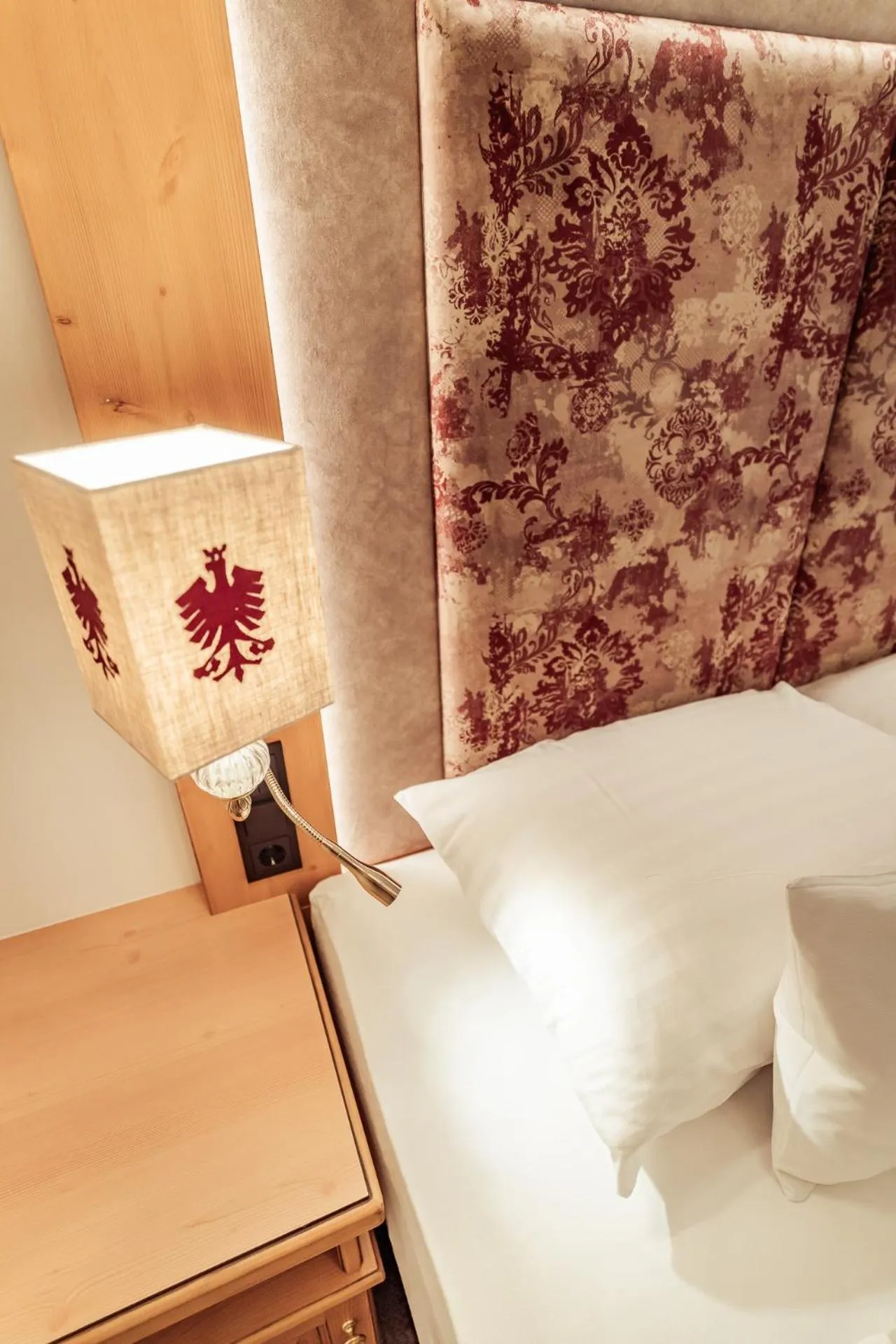 Bed in Hotel Neuhintertux 4 Sterne superior