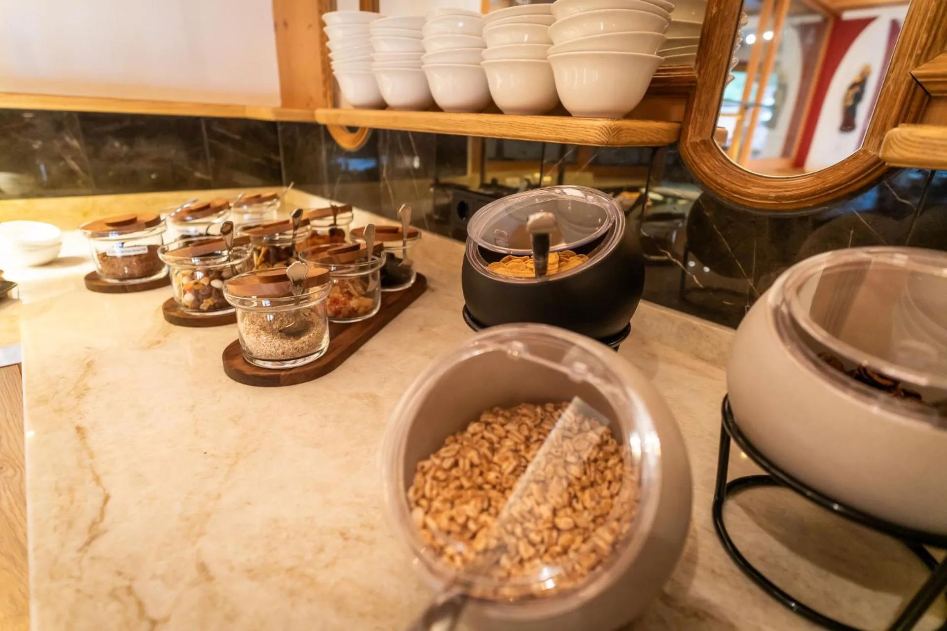 Food and drinks in Hotel Neuhintertux 4 Sterne superior