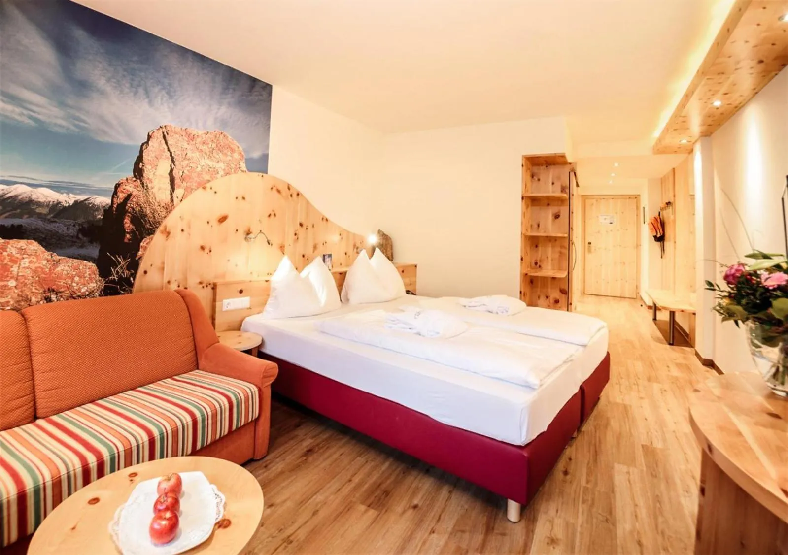 Photo of the whole room, Bed in Der Kirchheimerhof - Superior