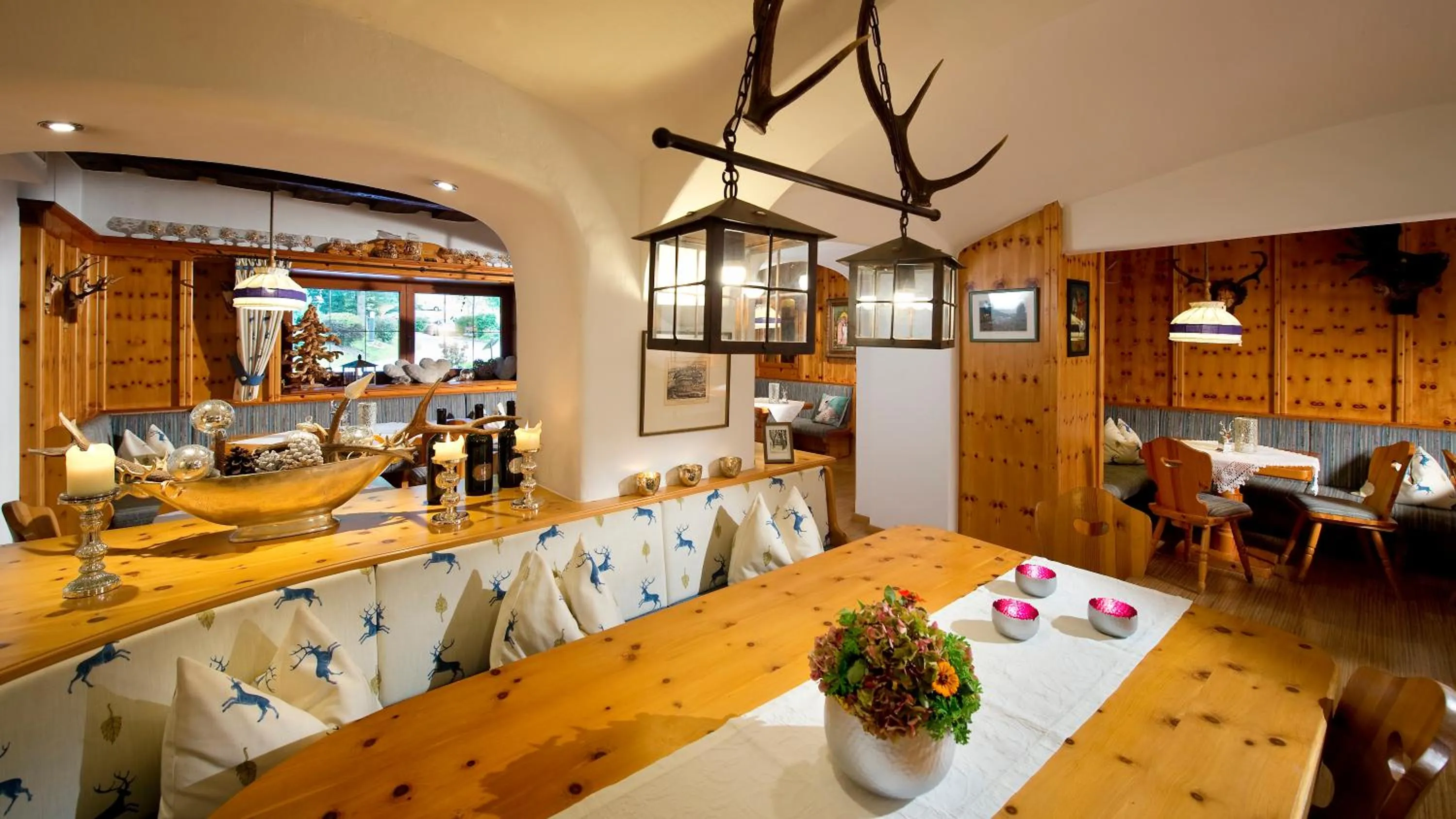 Restaurant/places to eat in Der Kirchheimerhof - Superior