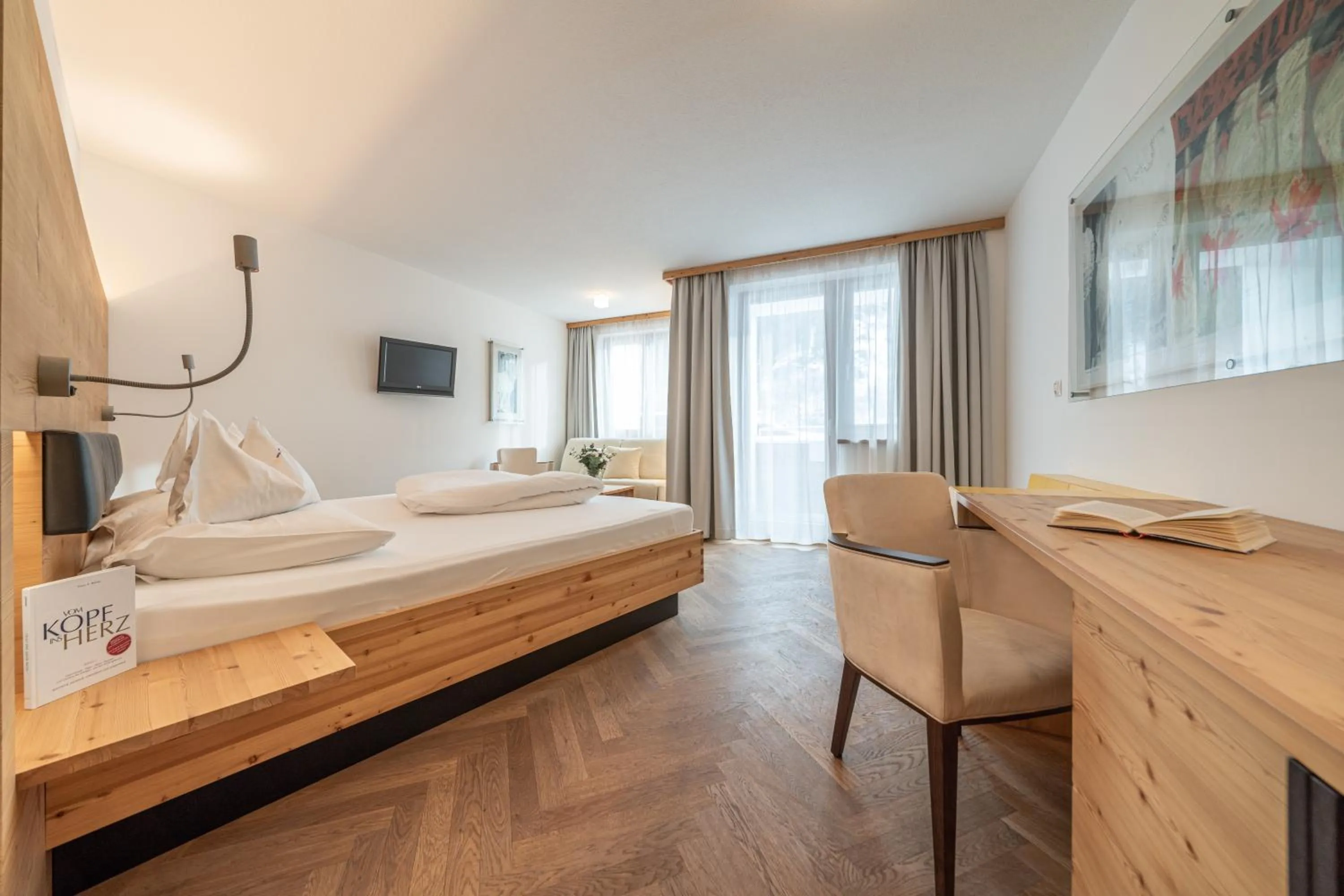Photo of the whole room, Bed in Hotel Liebe Sonne 4S
